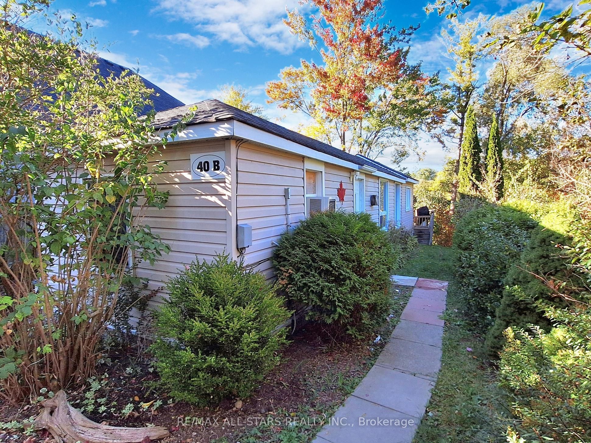 40 Riverglen Drive Property Photo 33