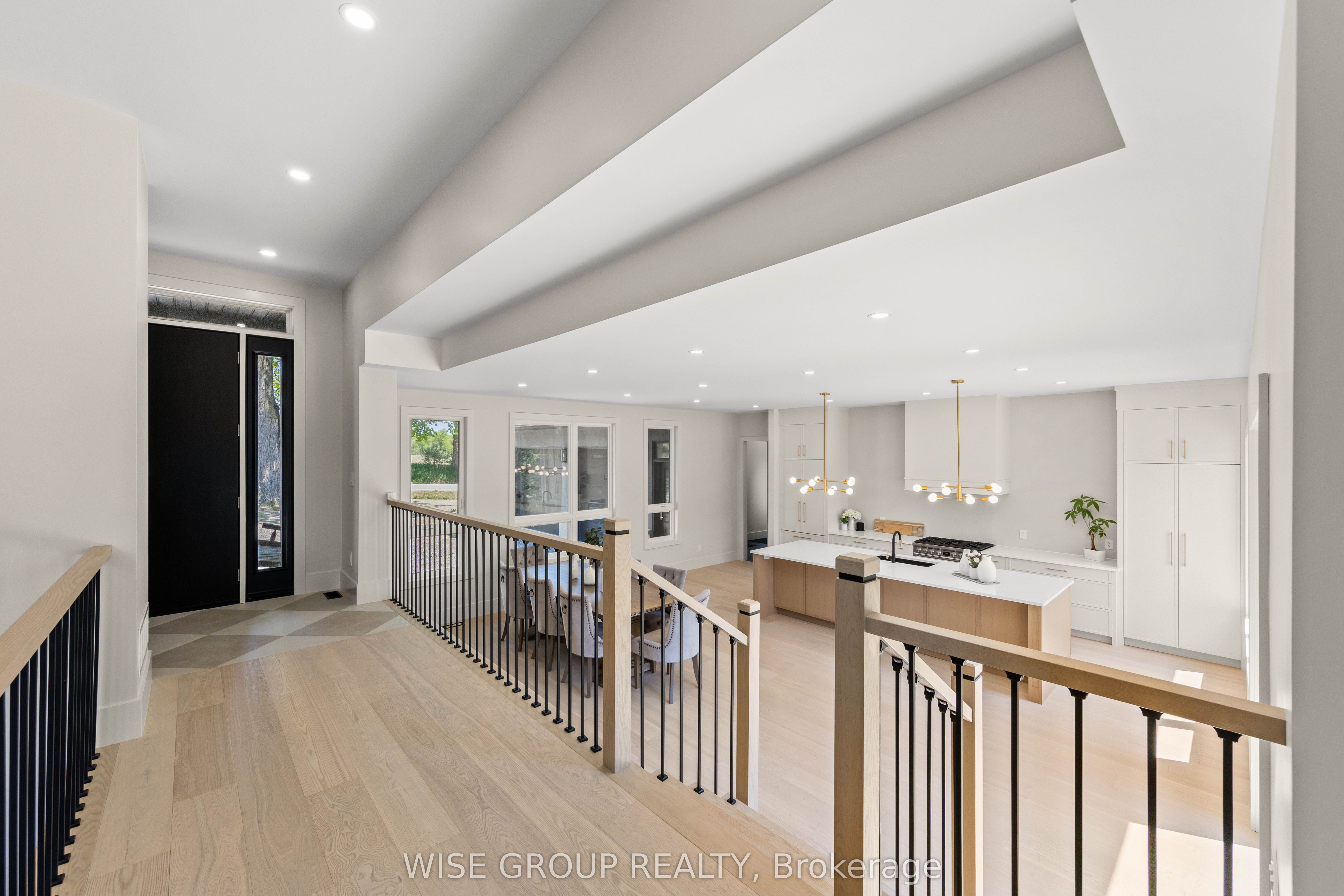 5203 2nd Line Property Photo 4