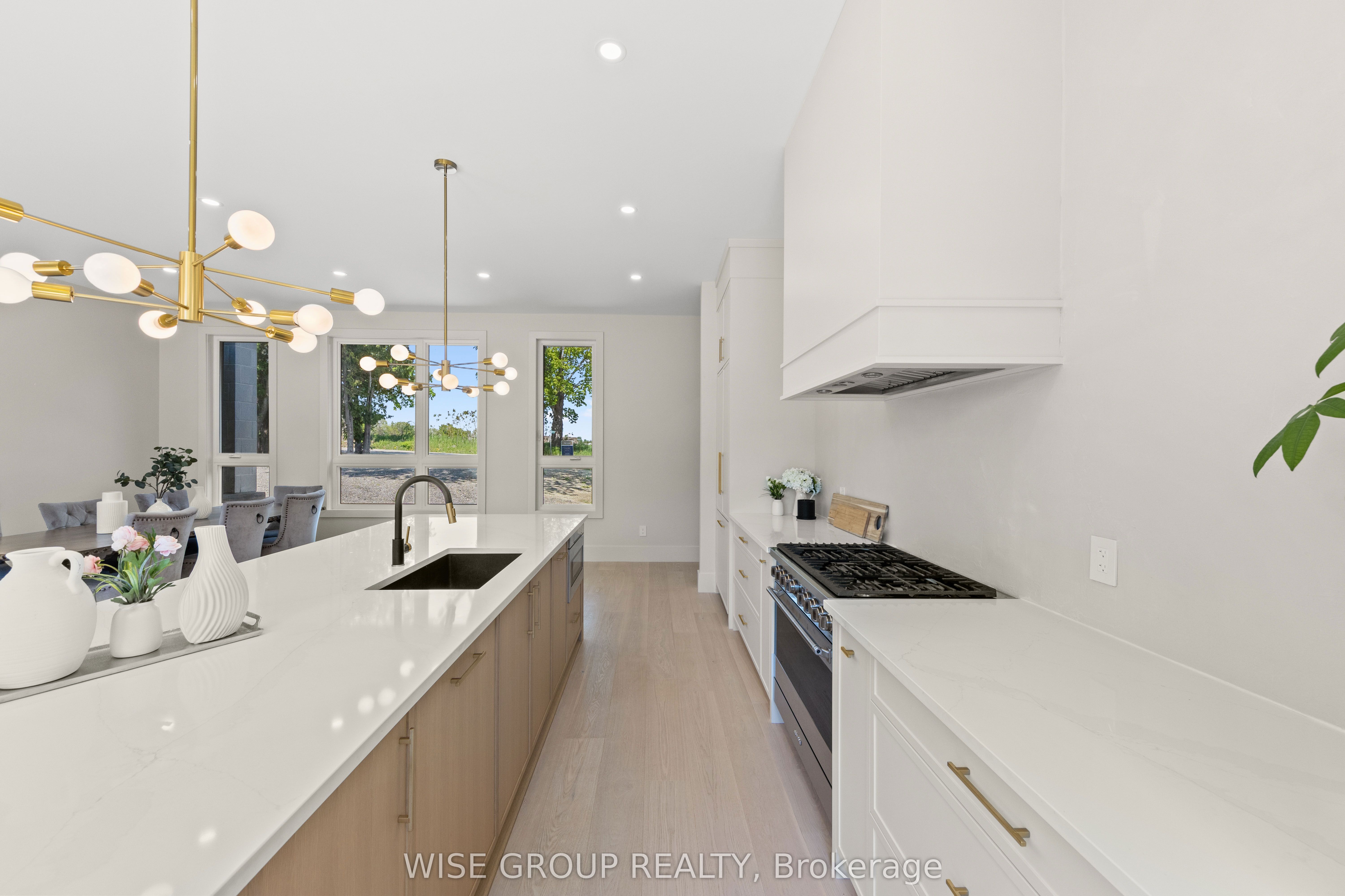 5203 2nd Line Property Photo 7