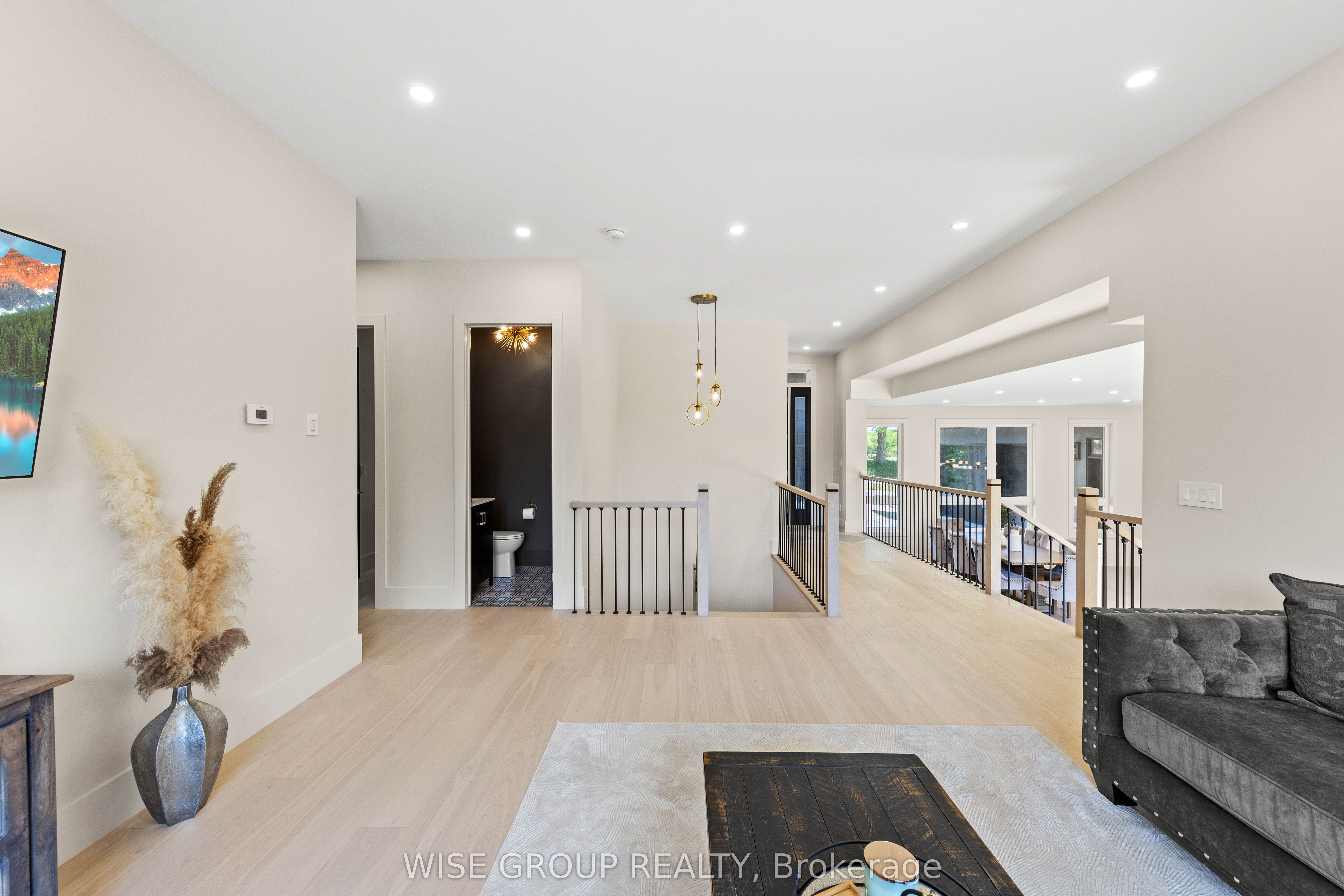 5203 2nd Line Property Photo 23