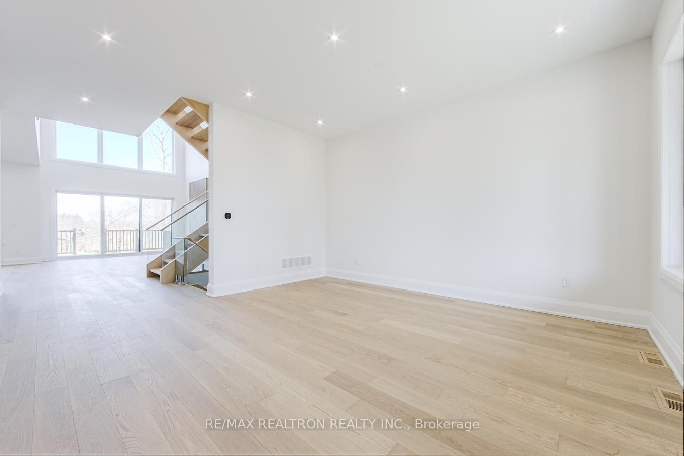 496 Duclos Point Road Property Photo 3