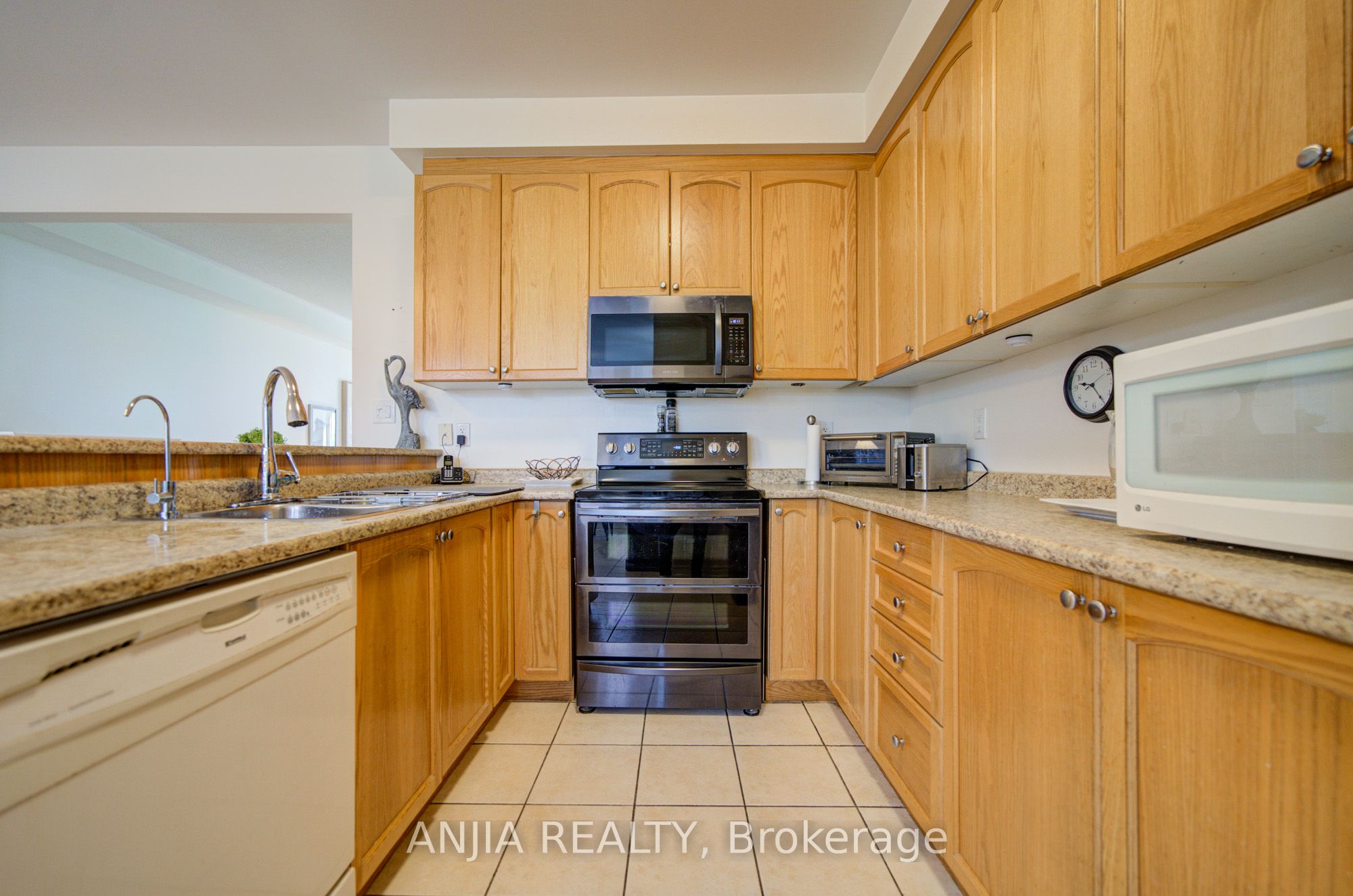 6926 14th Avenue Property Photo 15