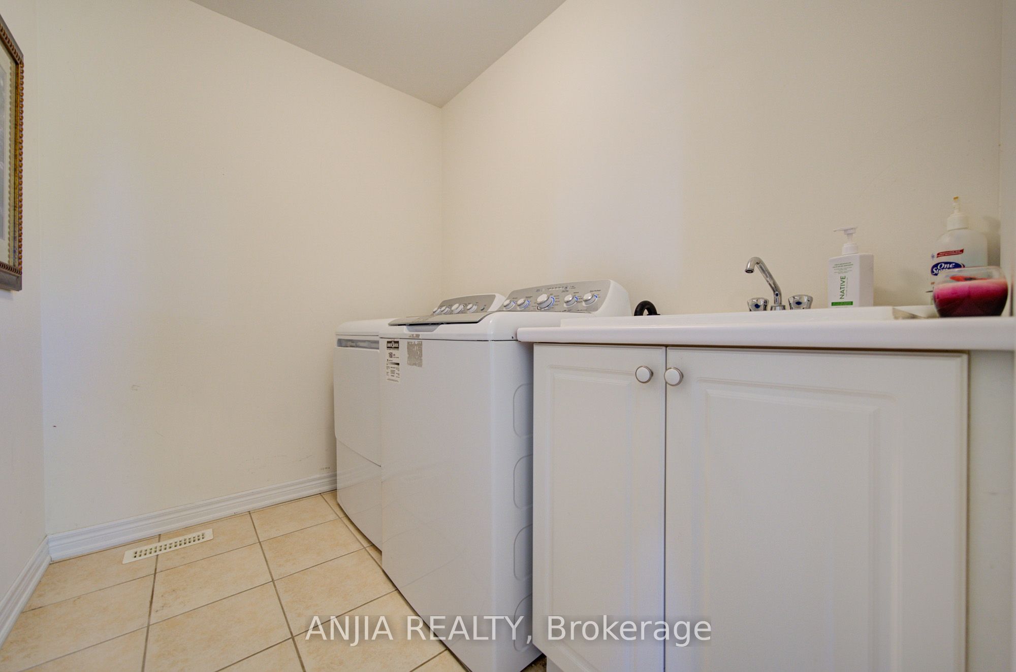 6926 14th Avenue Property Photo 27