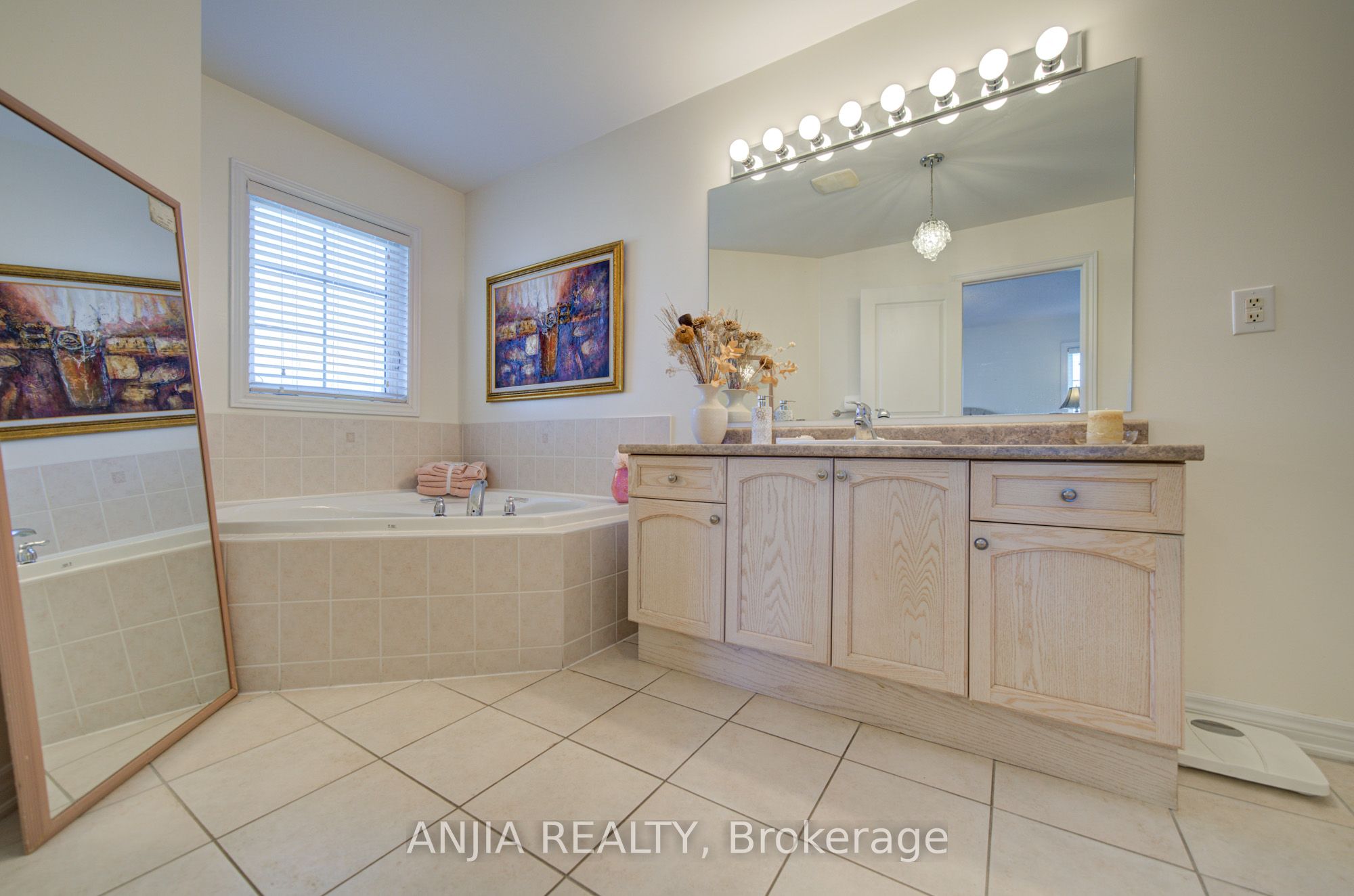 6926 14th Avenue Property Photo 33