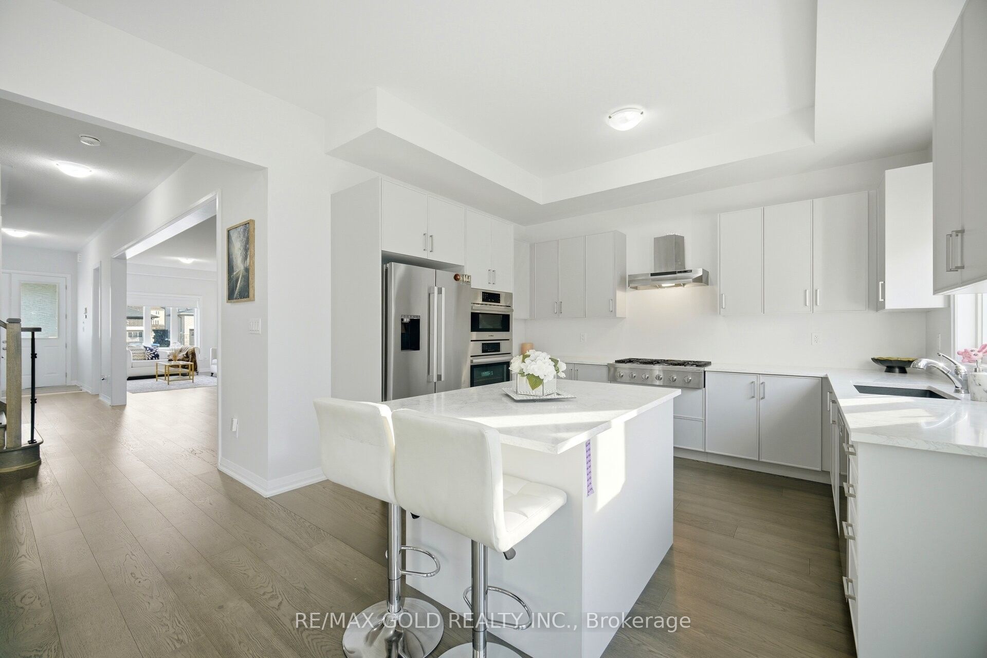 1583 Stovell Crescent Property Photo 10