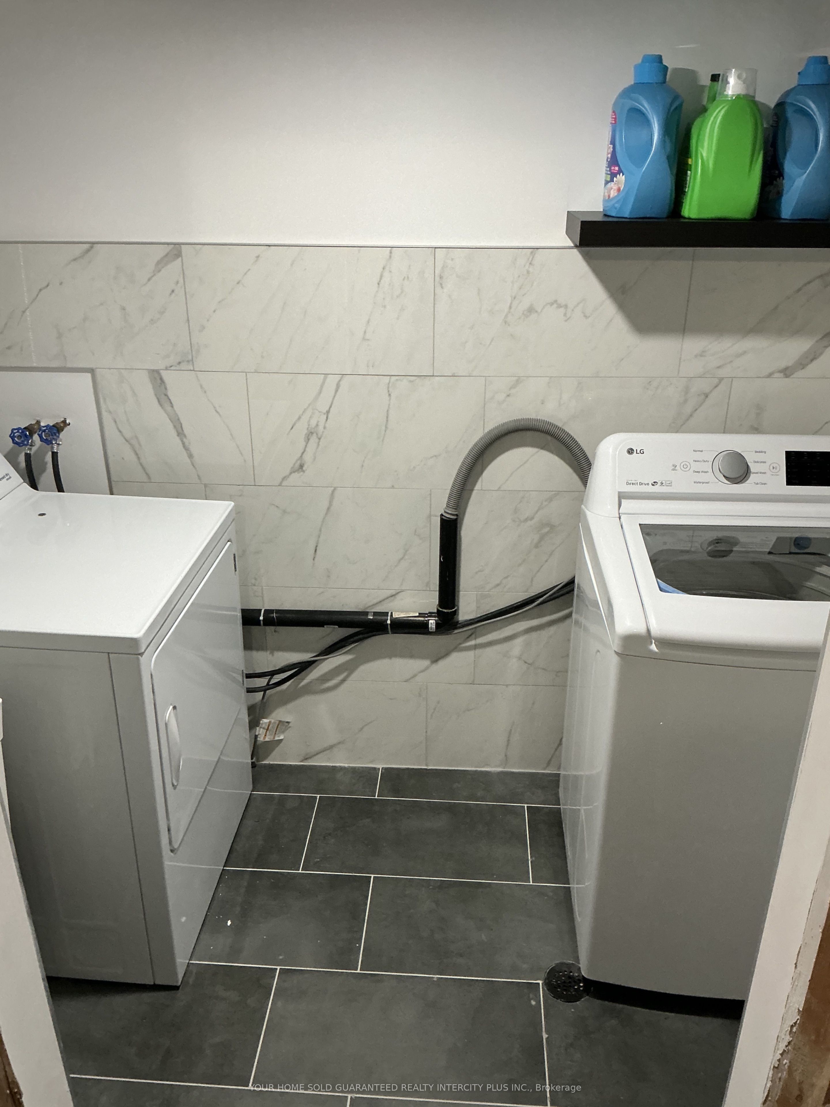 88 Casabel Drive Bsmt Property Photo 29