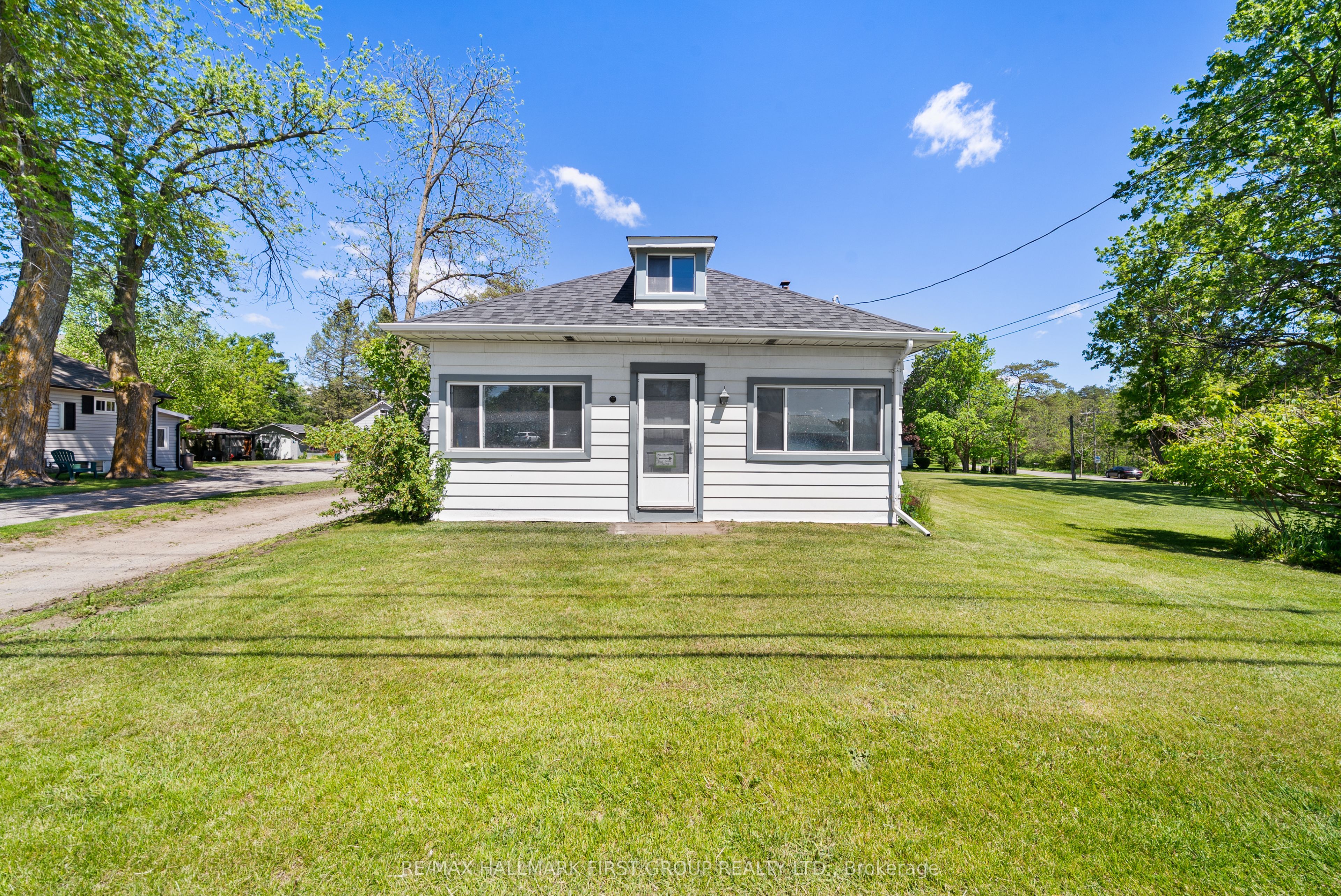 15161 Highway 48 Road Property Photo 1