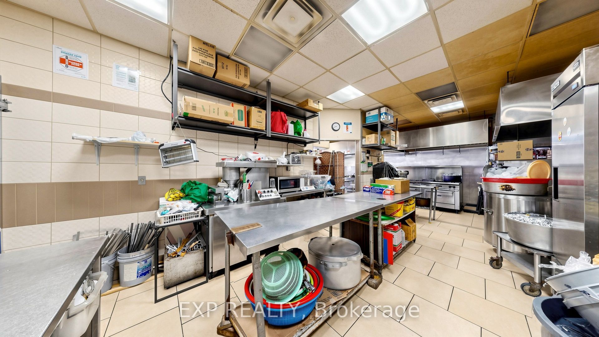 12960 Yonge Street 7 Property Photo 6