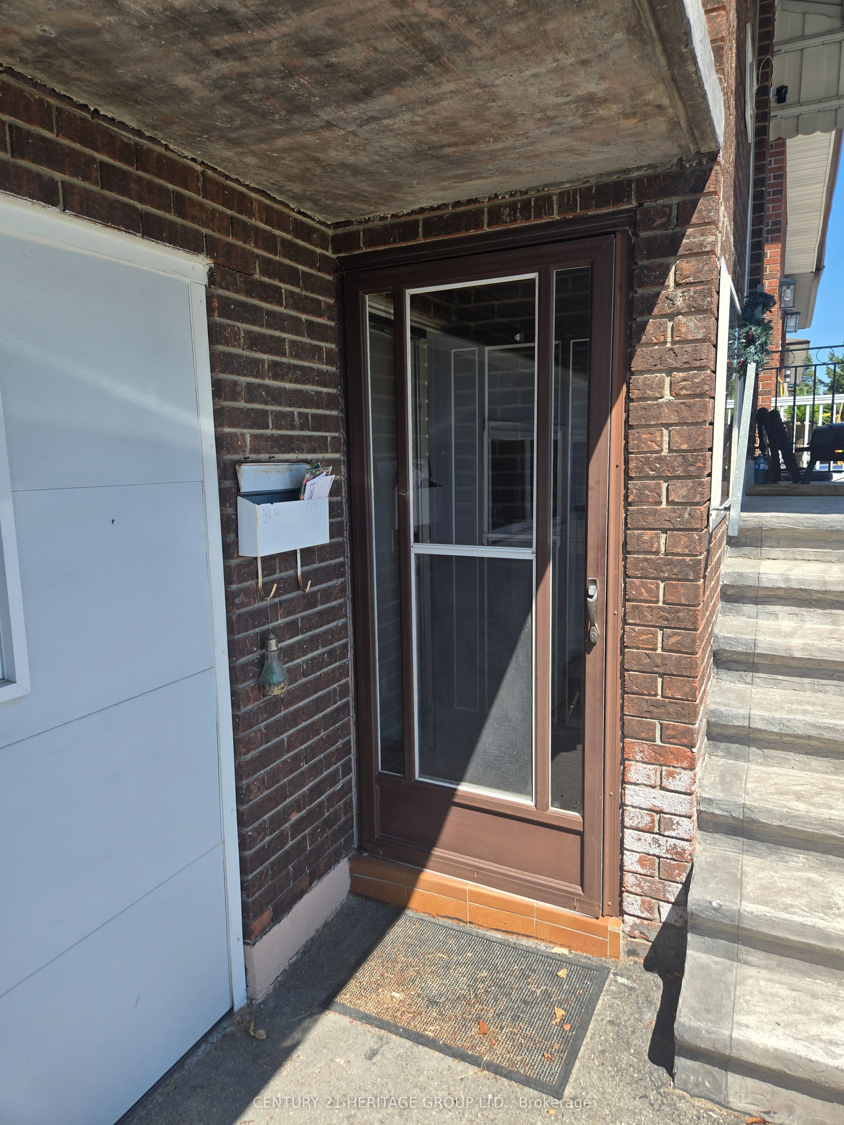 60 Albany Drive Property Photo 1