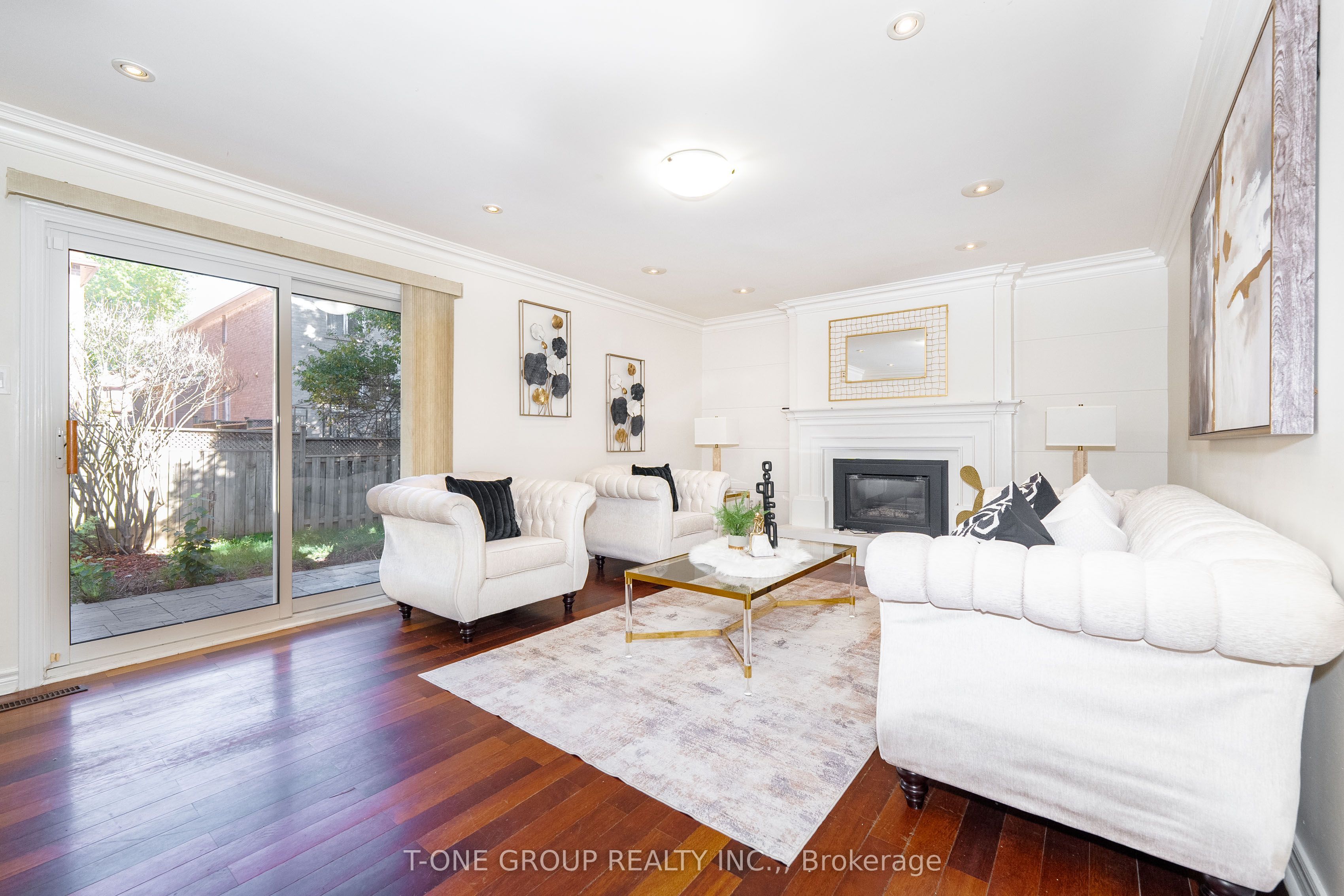 382 Elgin Mills Road W Property Photo 22
