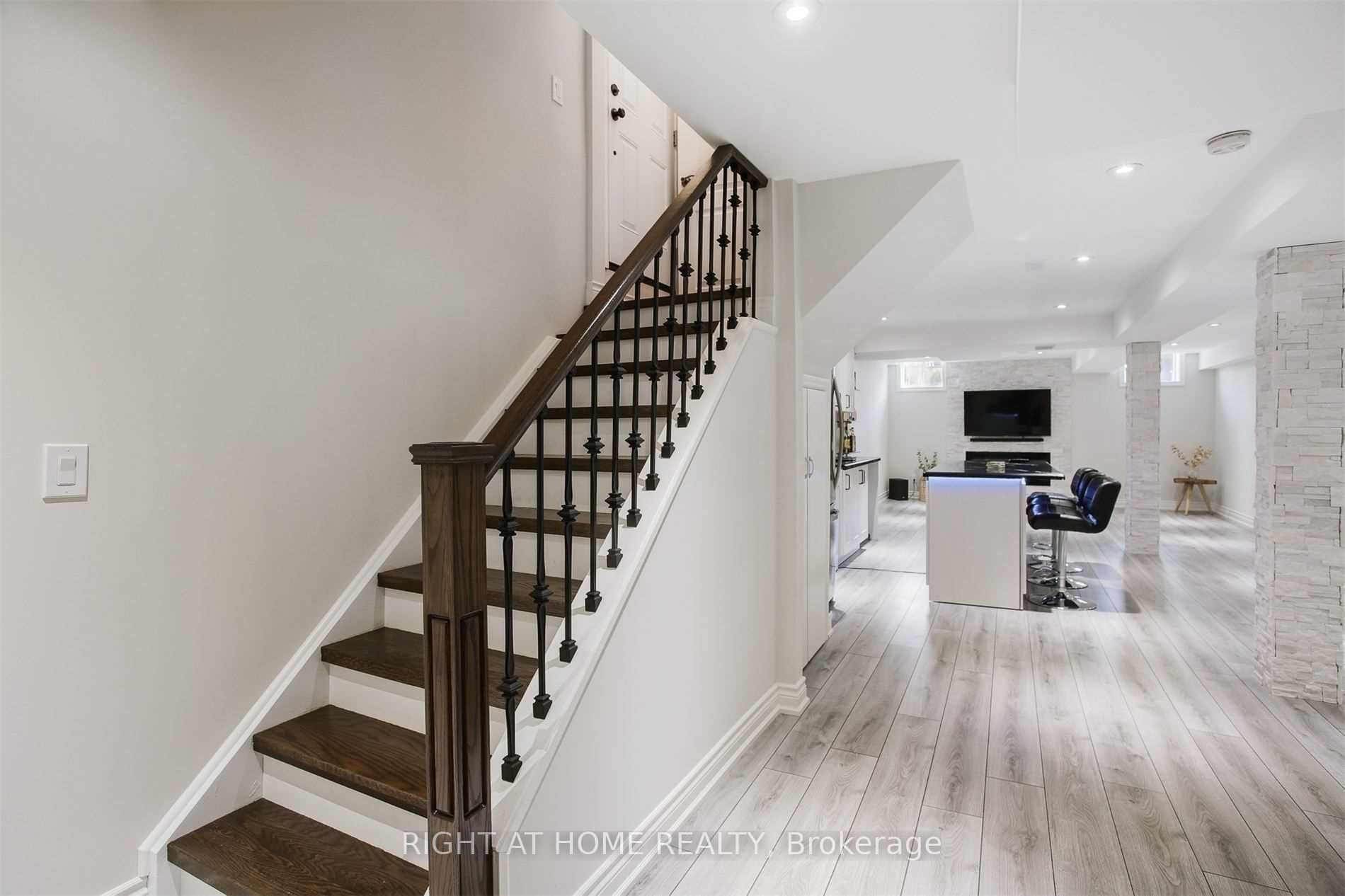 110 Thatcher Crescent #basement Property Photo 3