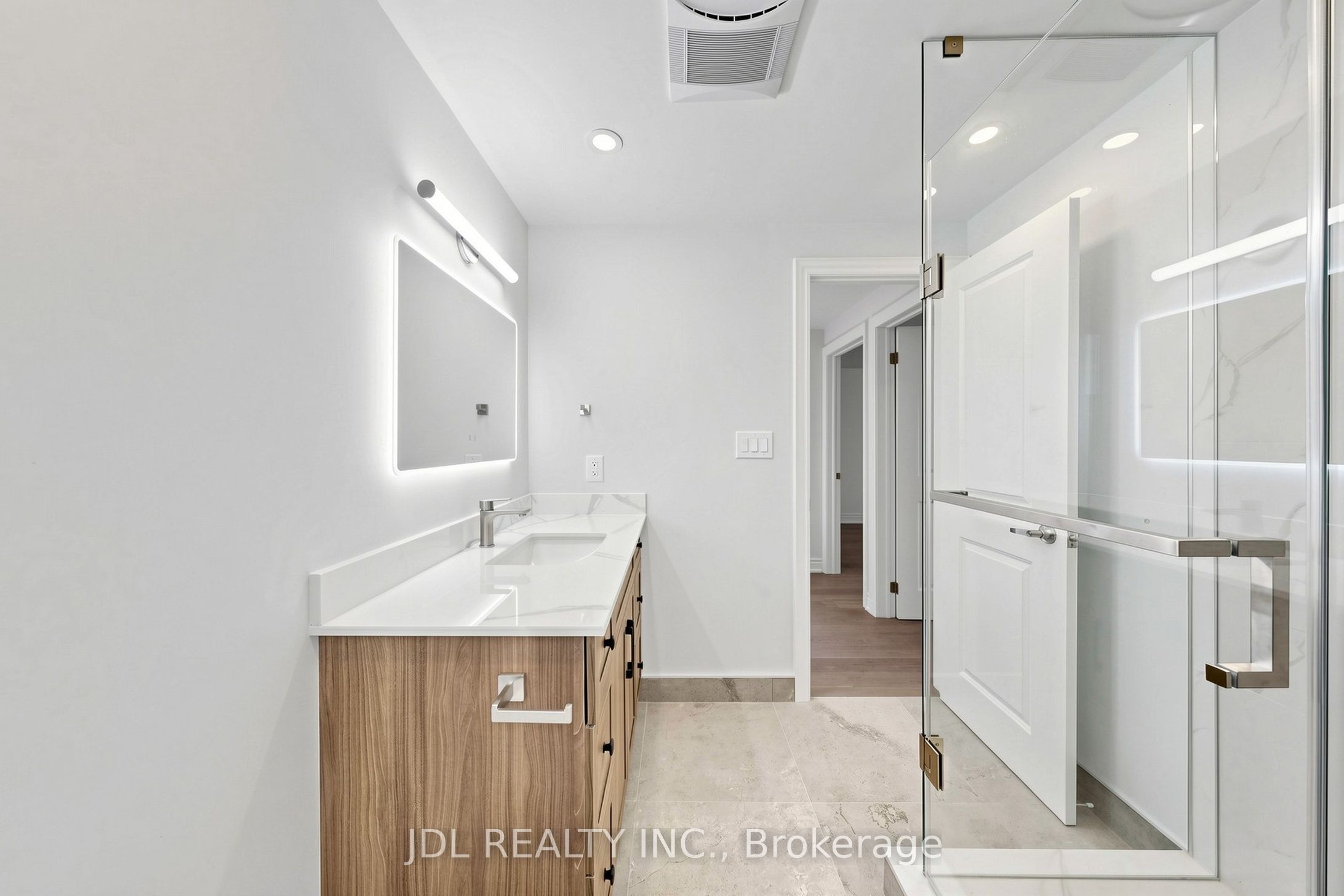 129 Appleby Crescent Property Photo 31