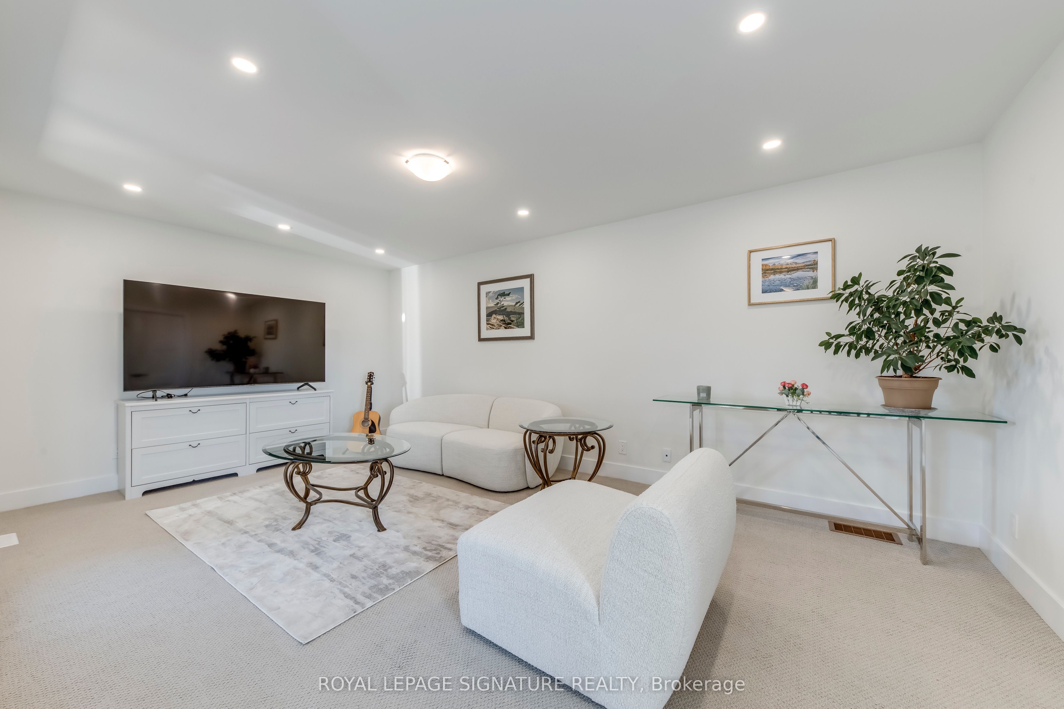 21 Kohn Lane Property Photo 39