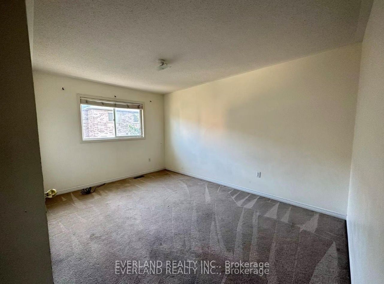 7 Bassett Avenue Property Photo 5