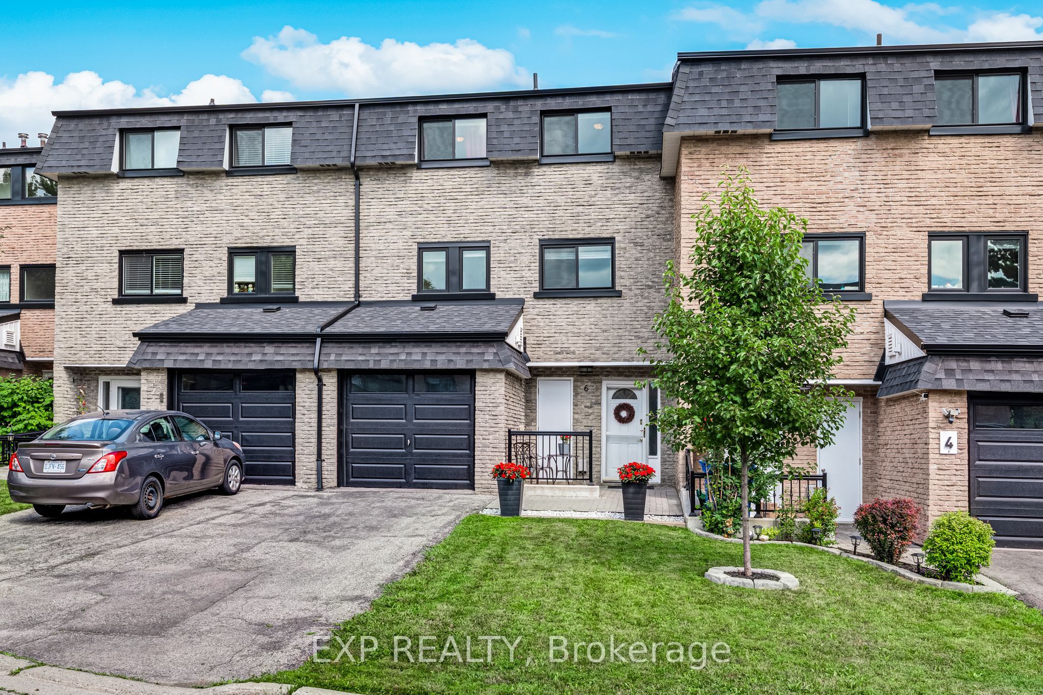 6 Poplar Crescent Property Photo 4