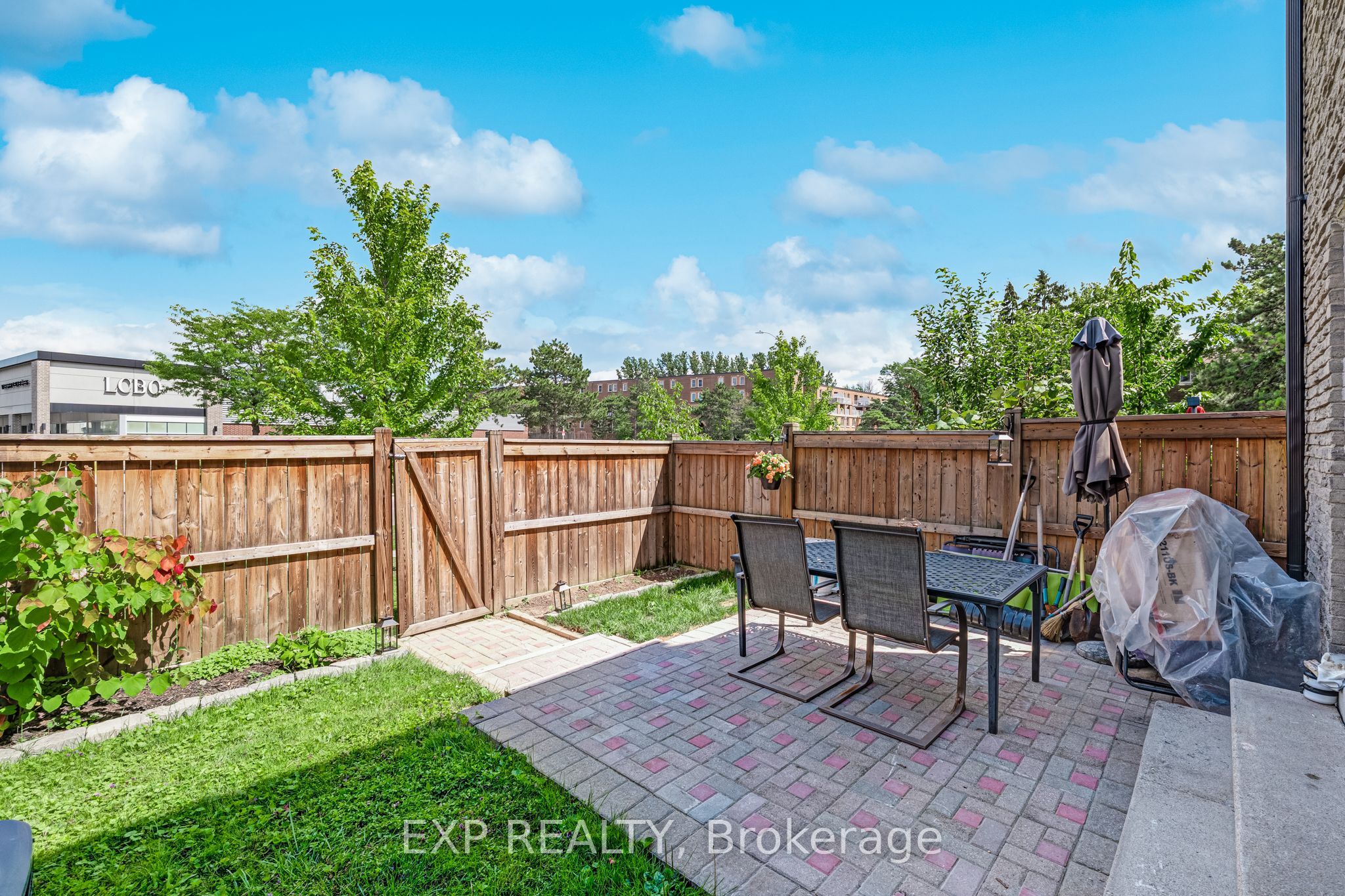 6 Poplar Crescent Property Photo 33