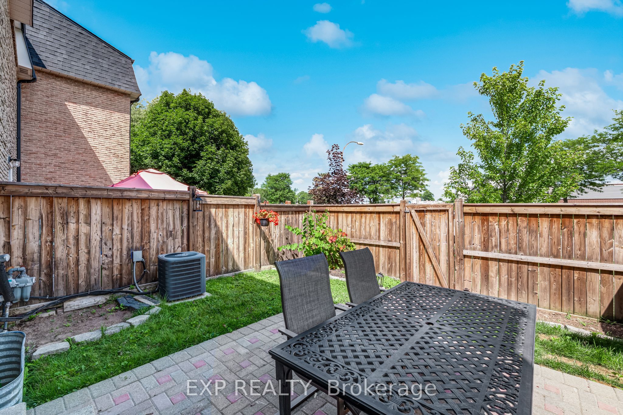 6 Poplar Crescent Property Photo 34
