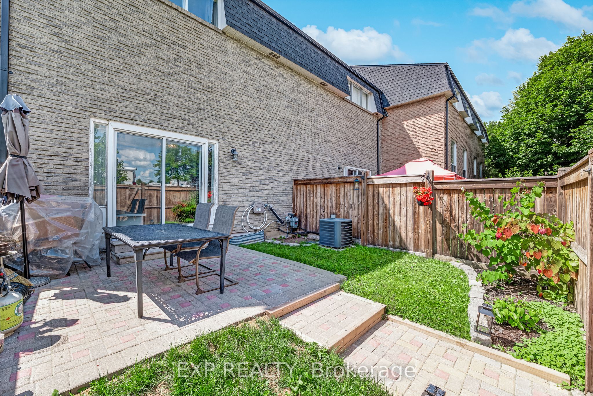 6 Poplar Crescent Property Photo 35
