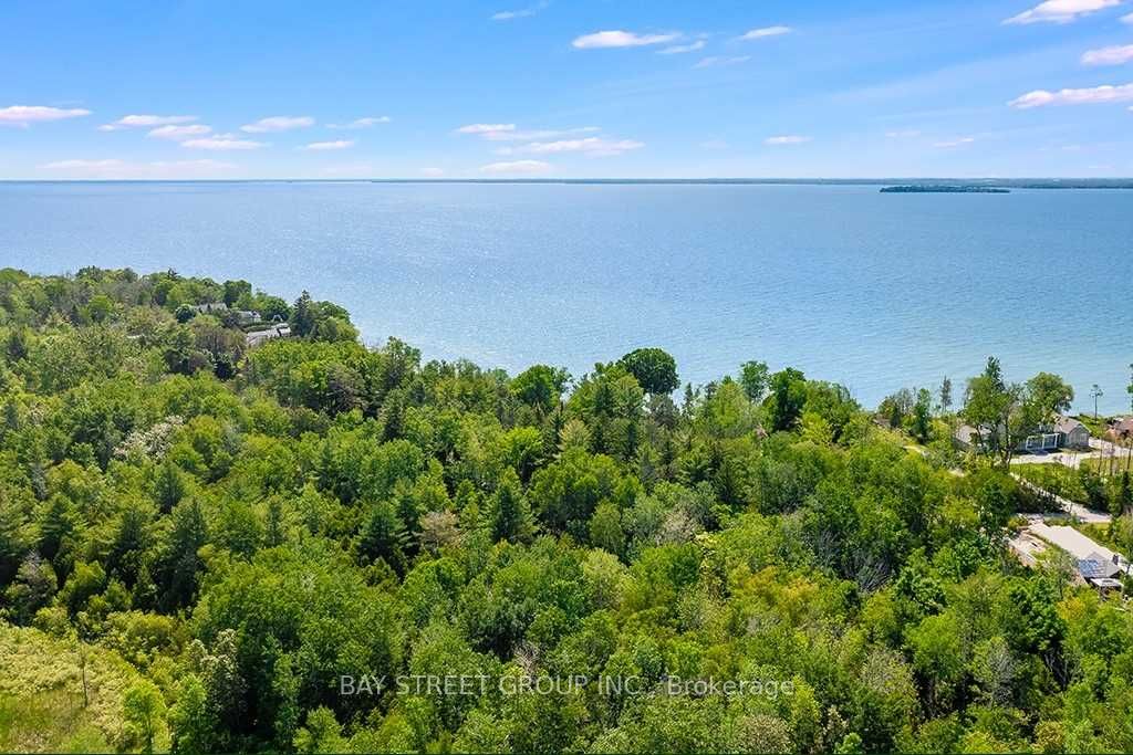 3358 Crescent Harbour Road Property Photo 11