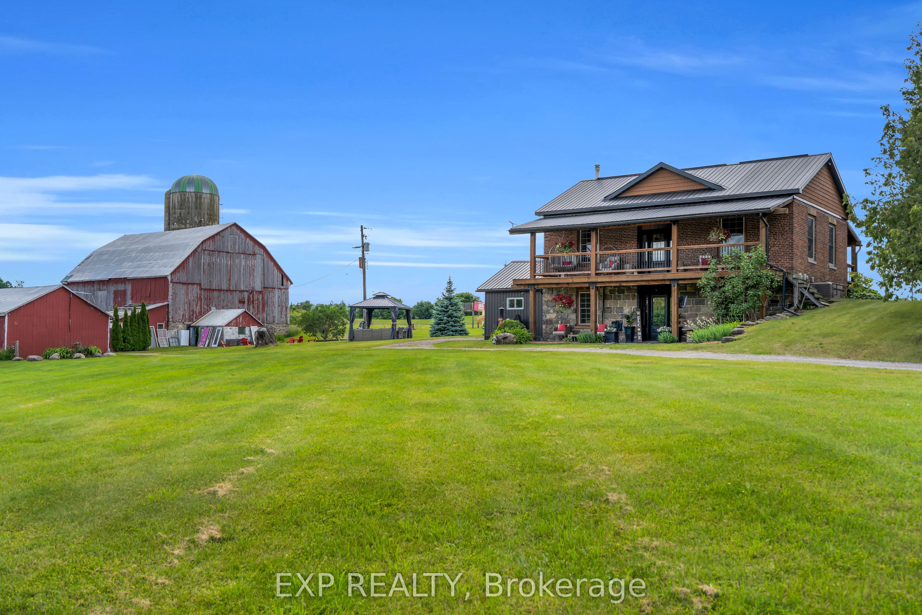 220 Lakeridge Road Property Photo 5