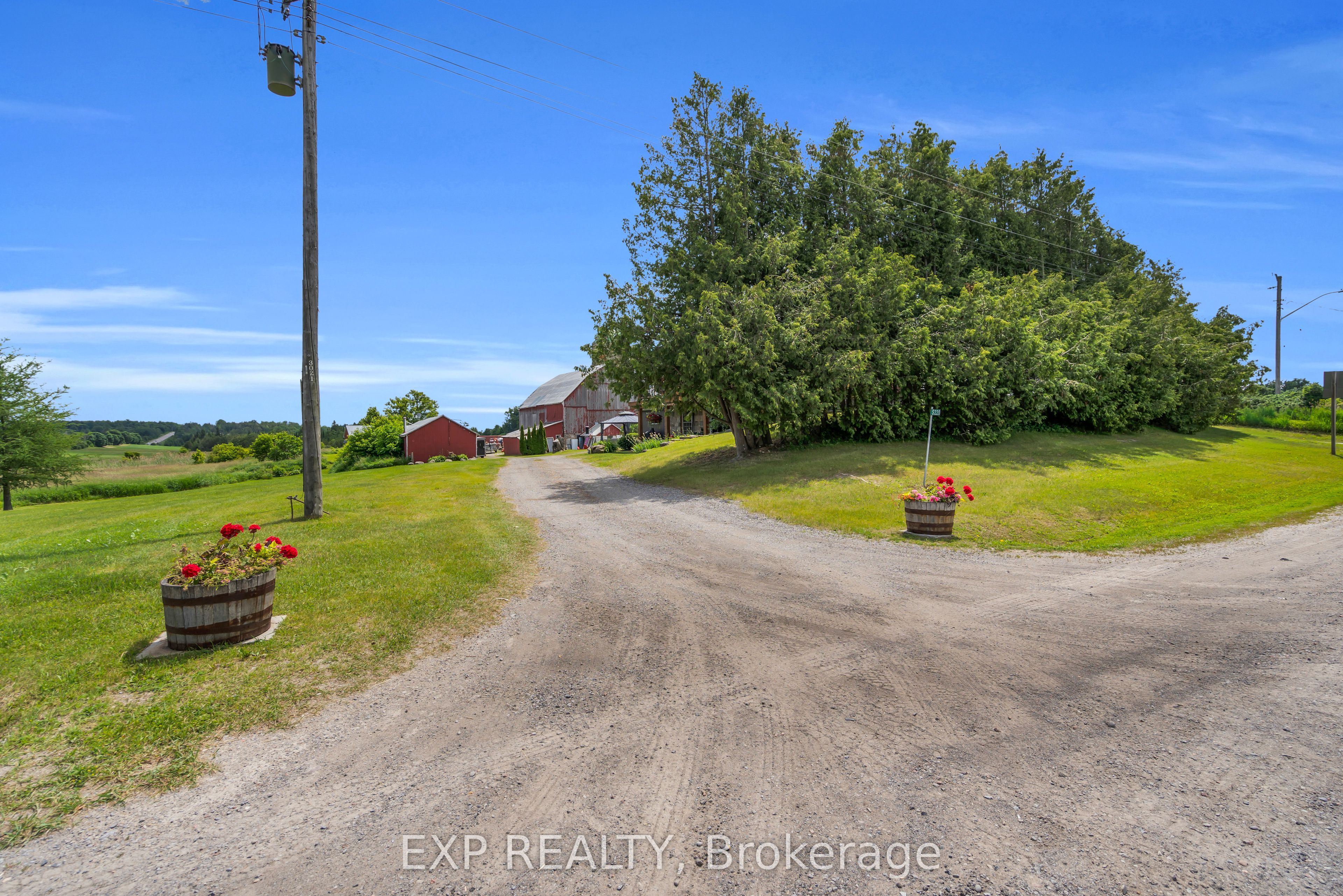 220 Lakeridge Road Property Photo 9