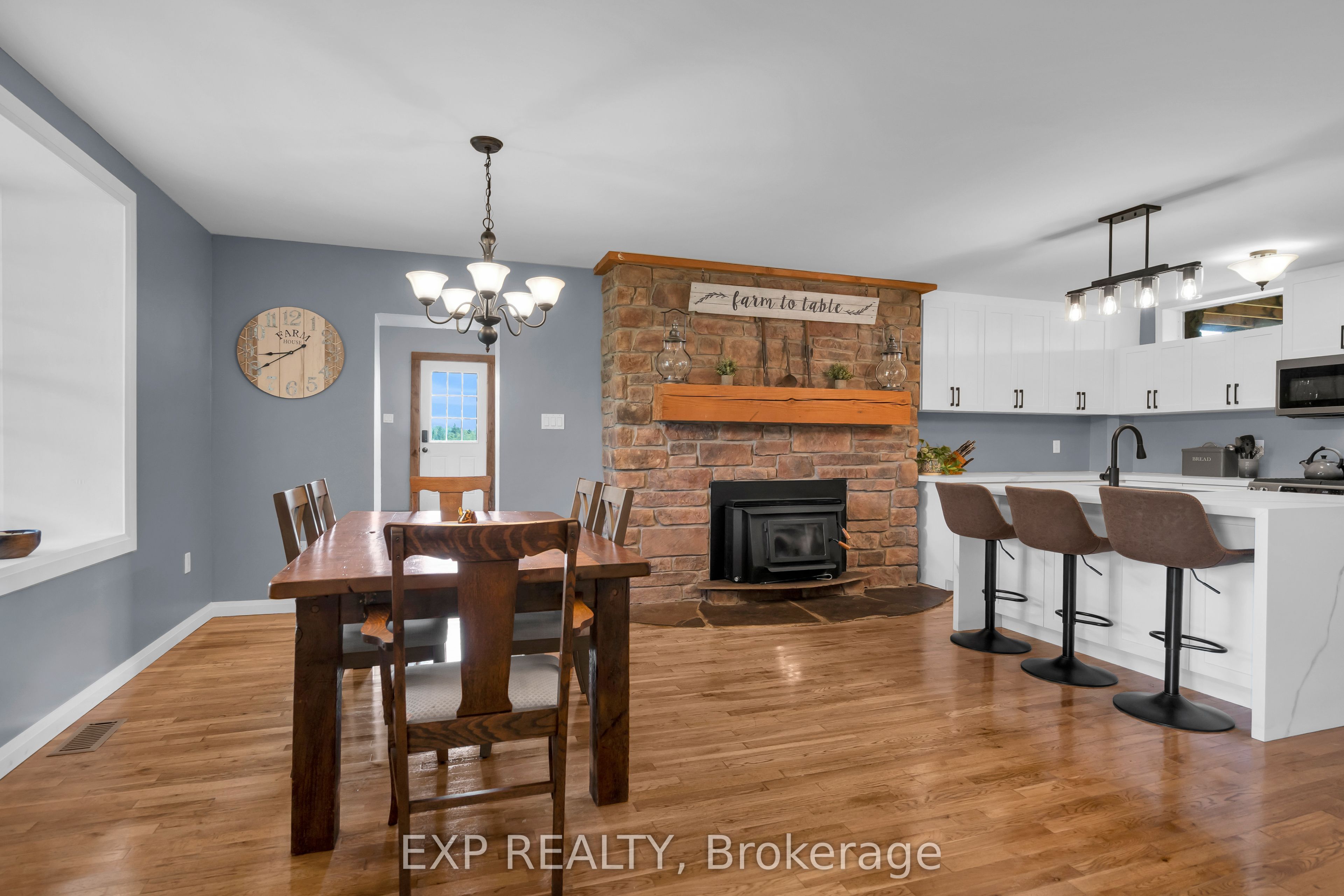 220 Lakeridge Road Property Photo 16