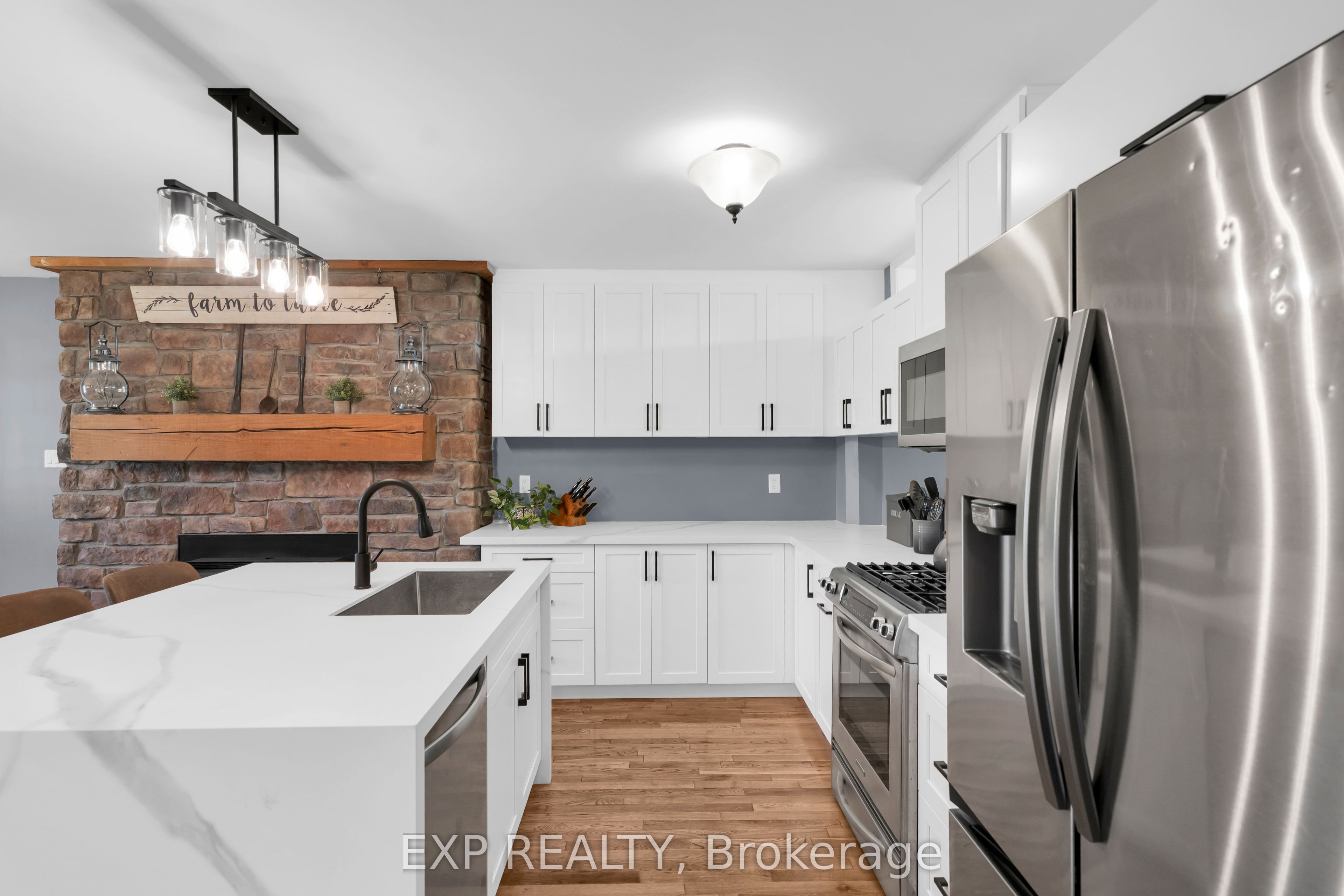220 Lakeridge Road Property Photo 17