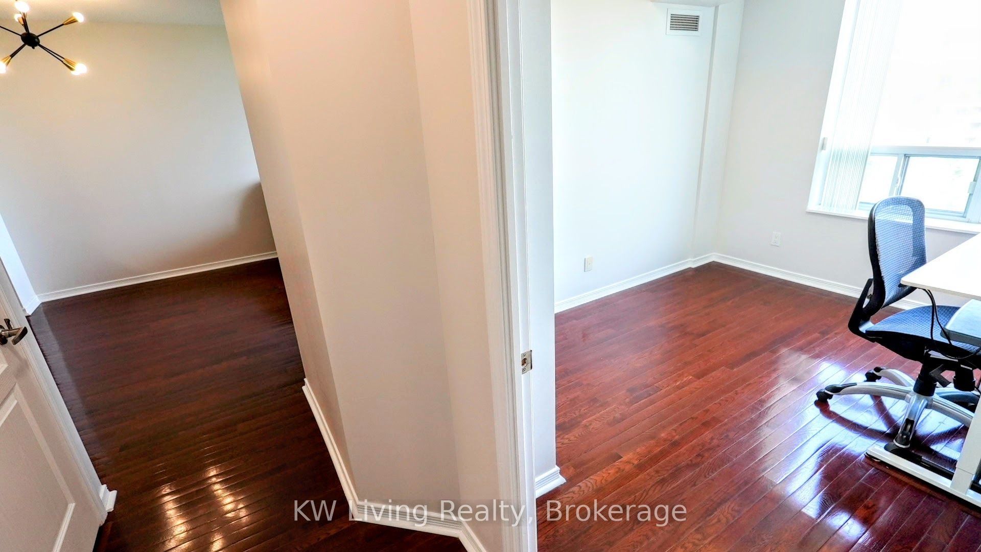 330 Red Maple Road 1003 Property Photo 6