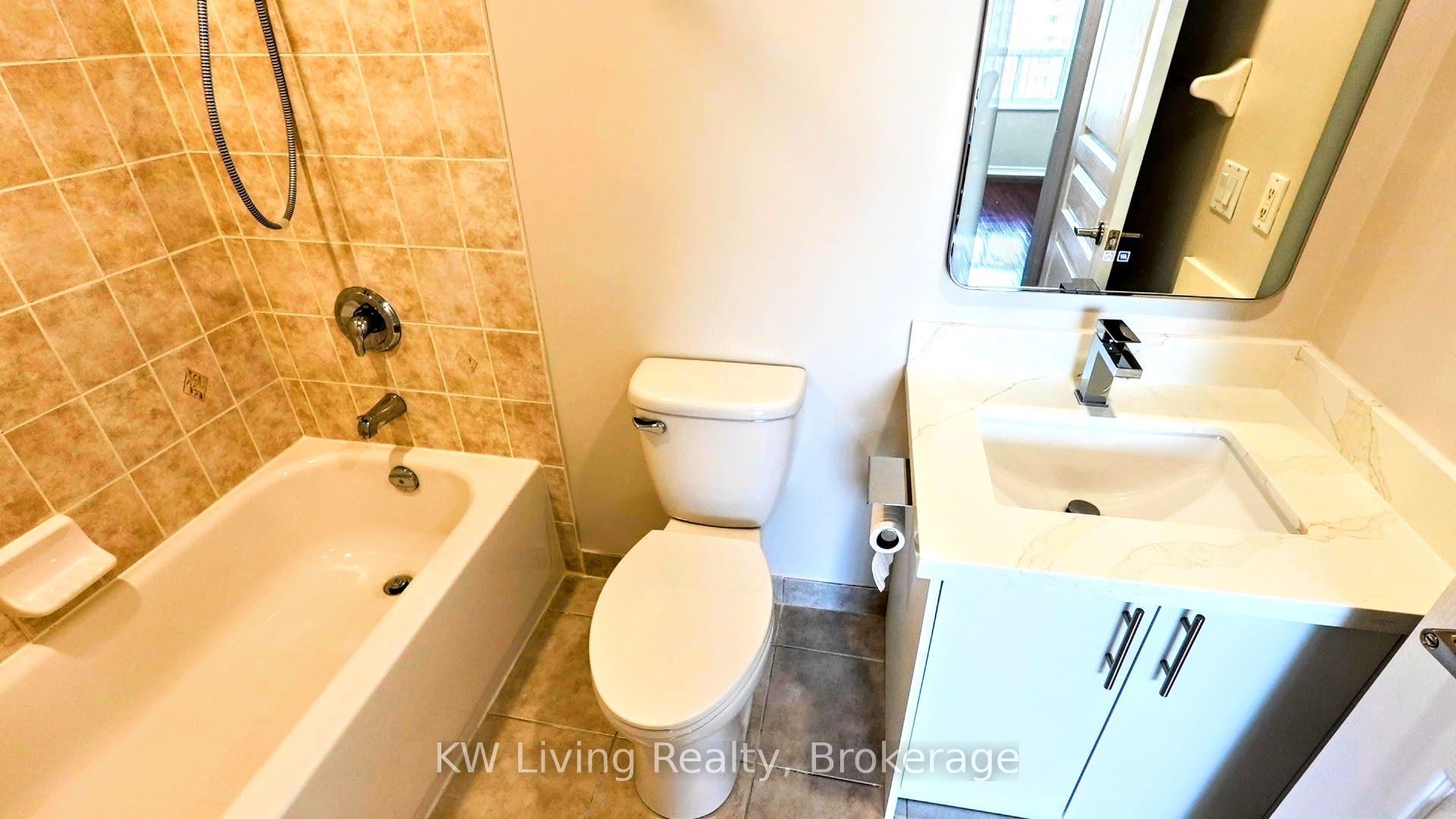 330 Red Maple Road 1003 Property Photo 10
