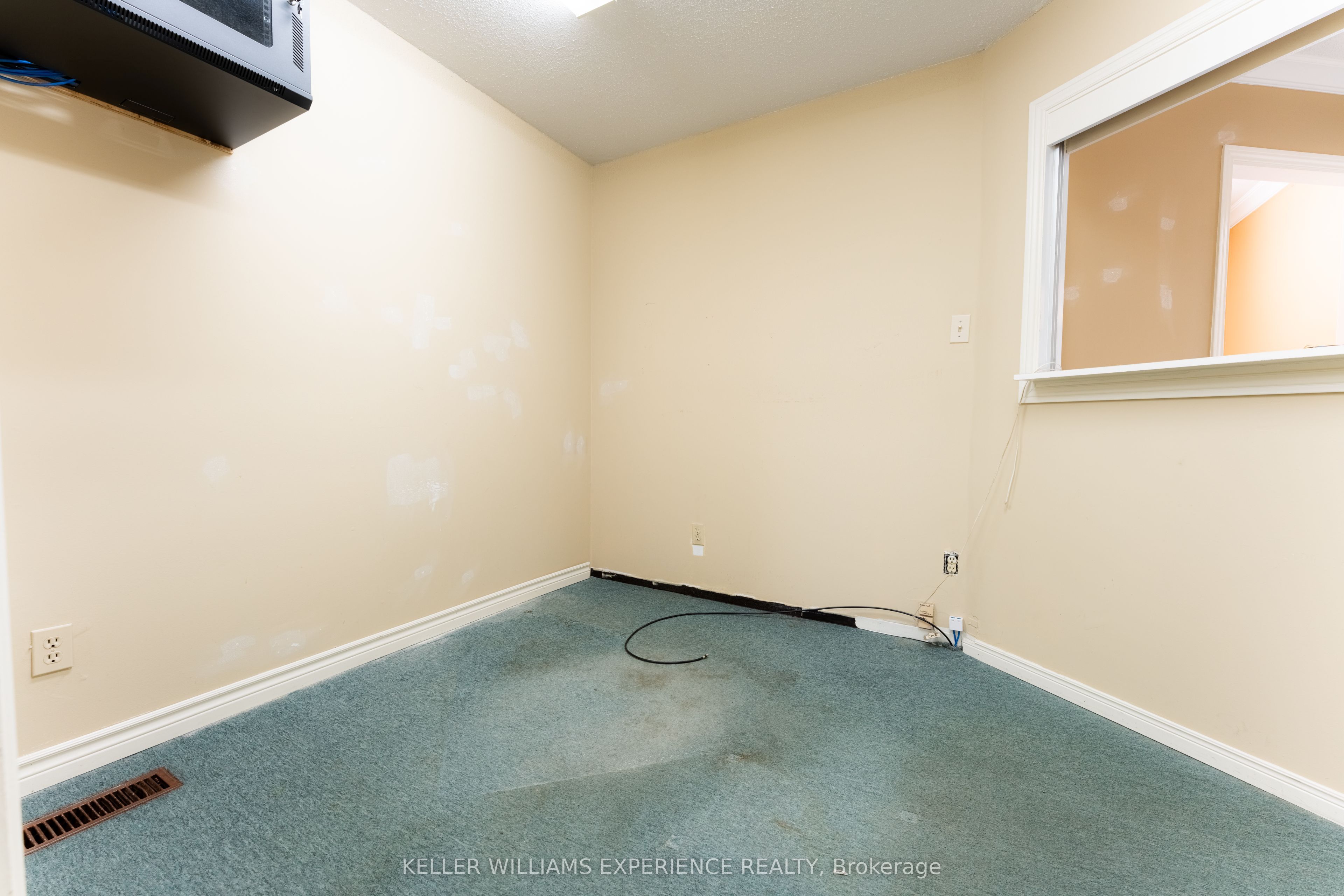 B-189 Mill Street Property Photo 9