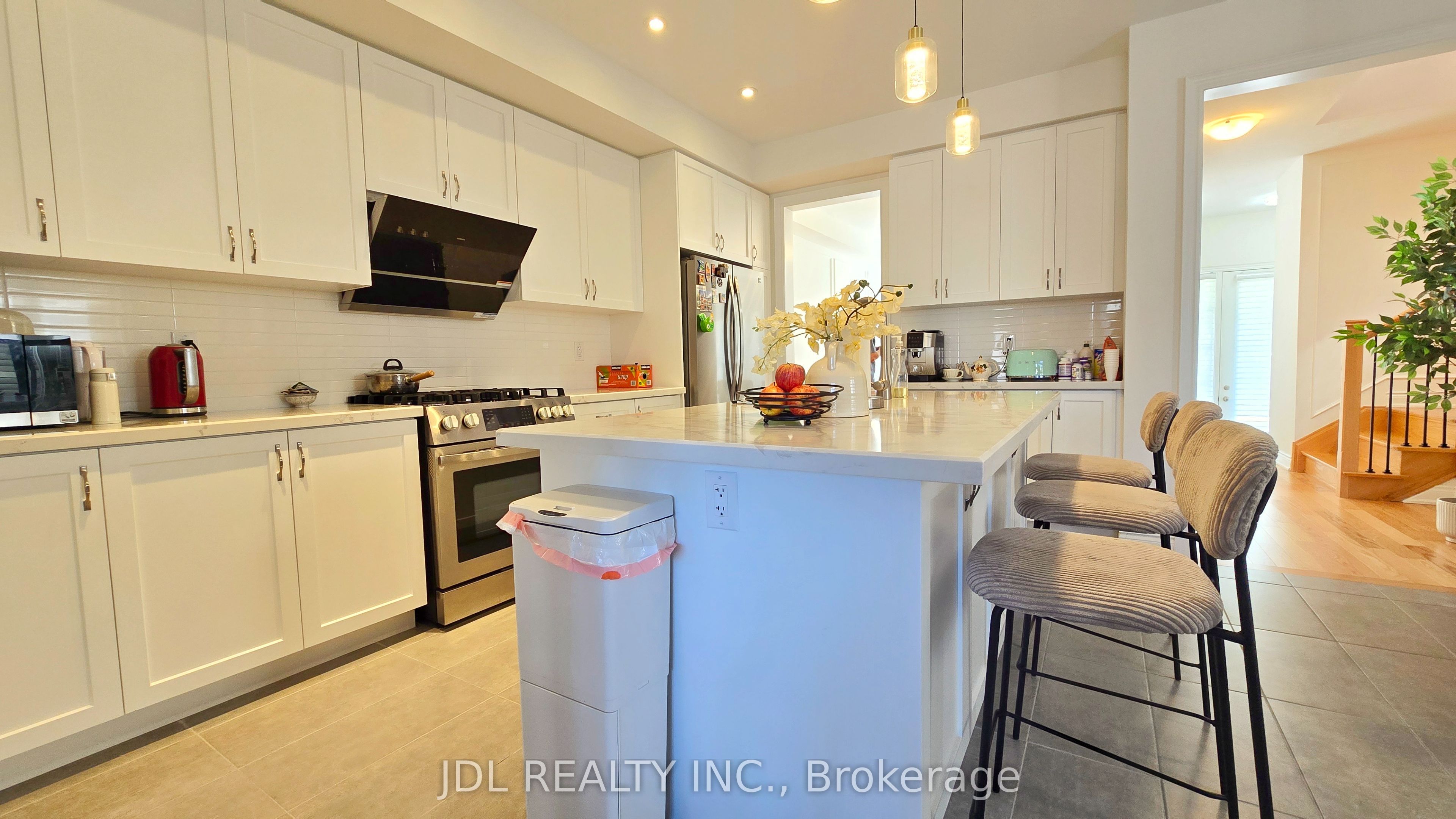 87 Albert Newell Drive Property Photo 10