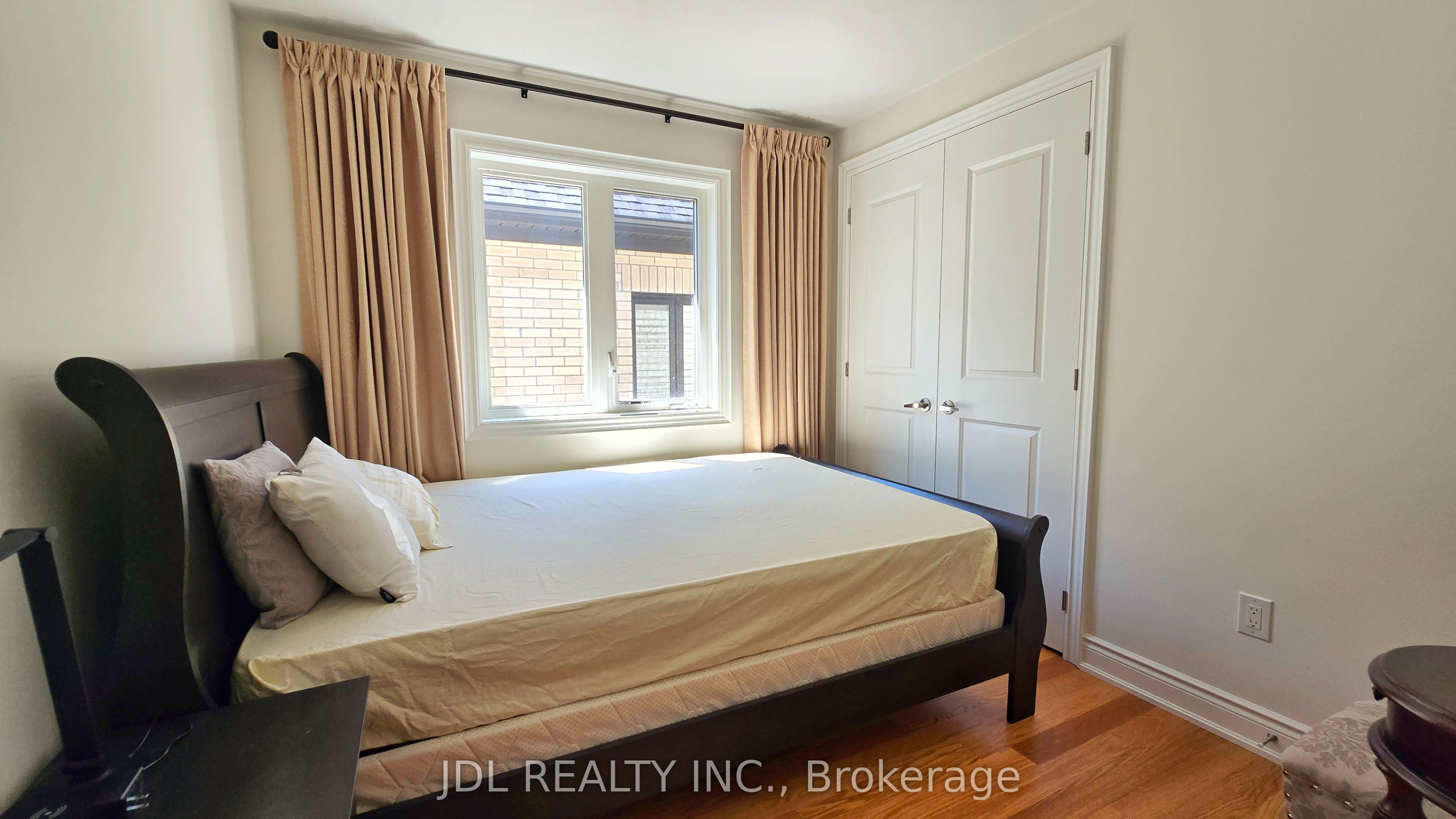 87 Albert Newell Drive Property Photo 27