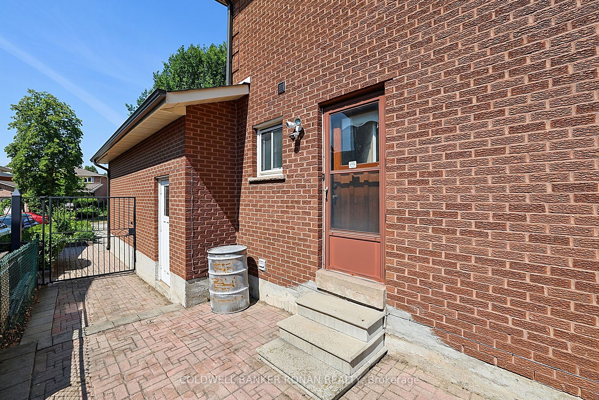 33 Marevan Place Property Photo 40
