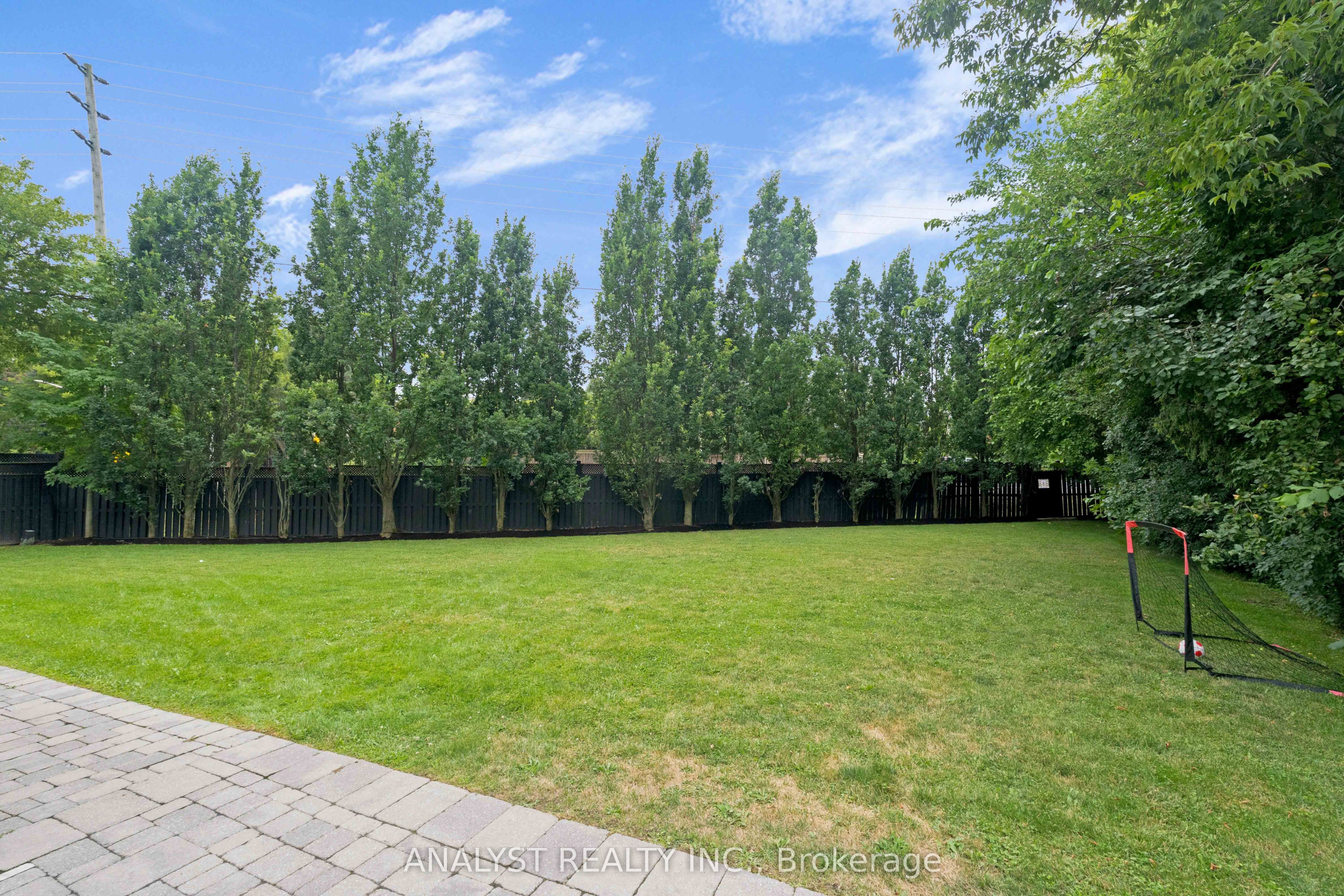 106 Donhill Crescent Property Photo 44