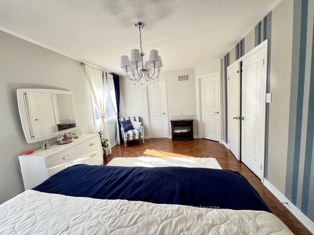 48 Langhorst Crescent Property Photo 20