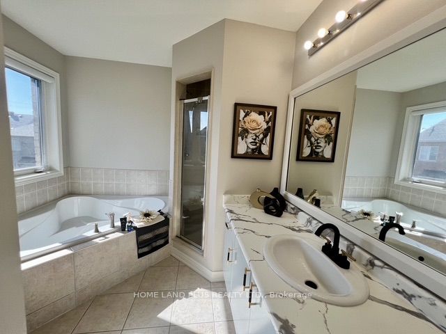 48 Langhorst Crescent Property Photo 23