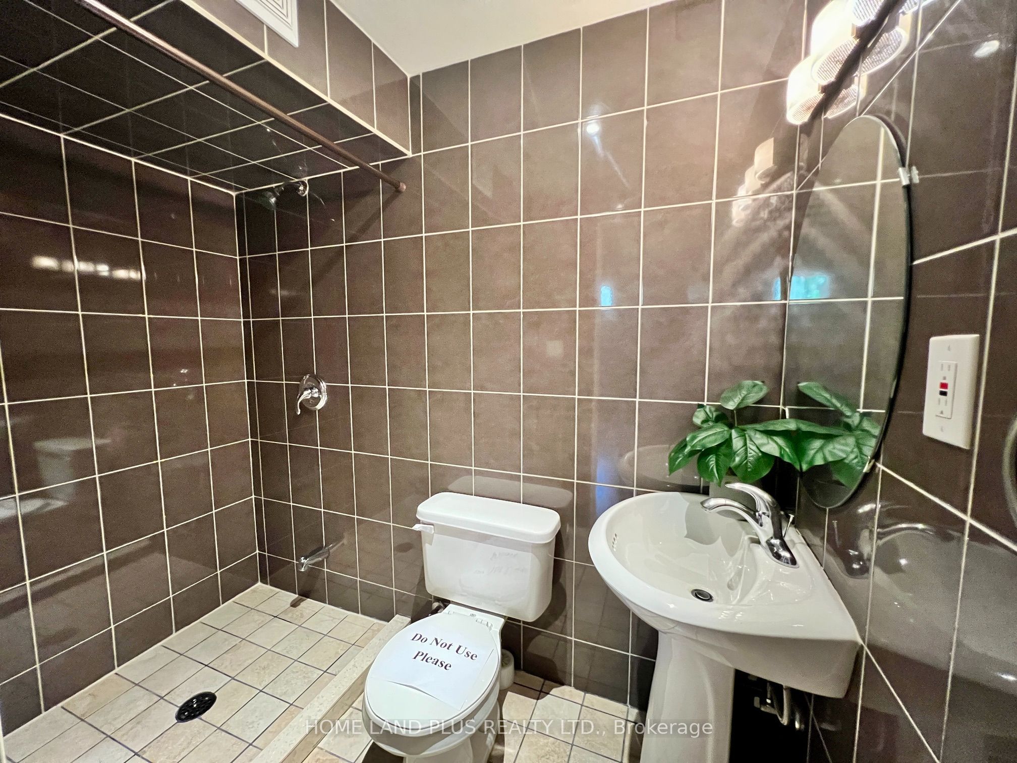 48 Langhorst Crescent Property Photo 42