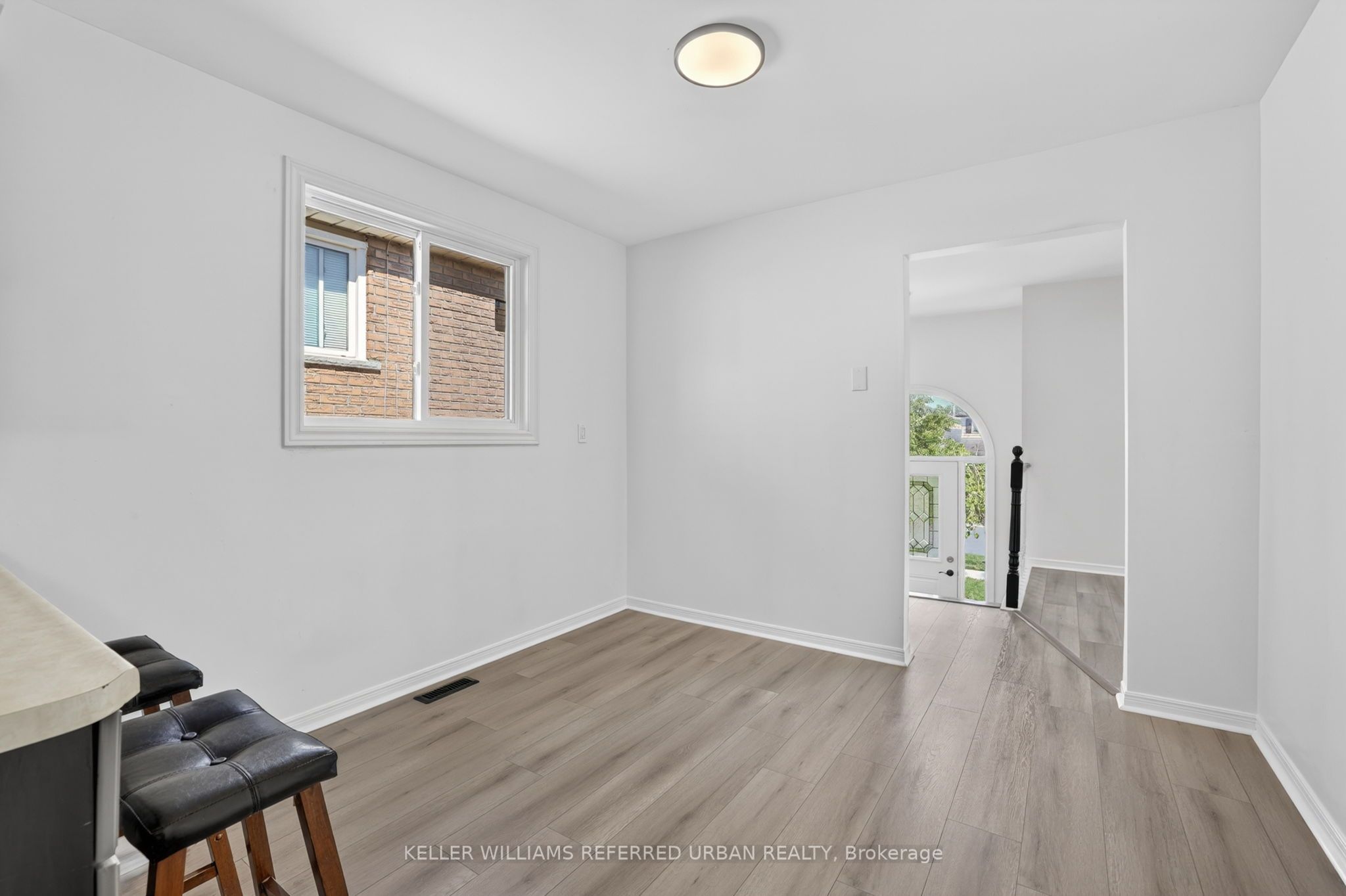 423 Britannia Avenue Property Photo 15