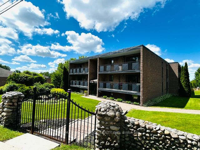 74 The Queensway South Road 106 Property Photo 1