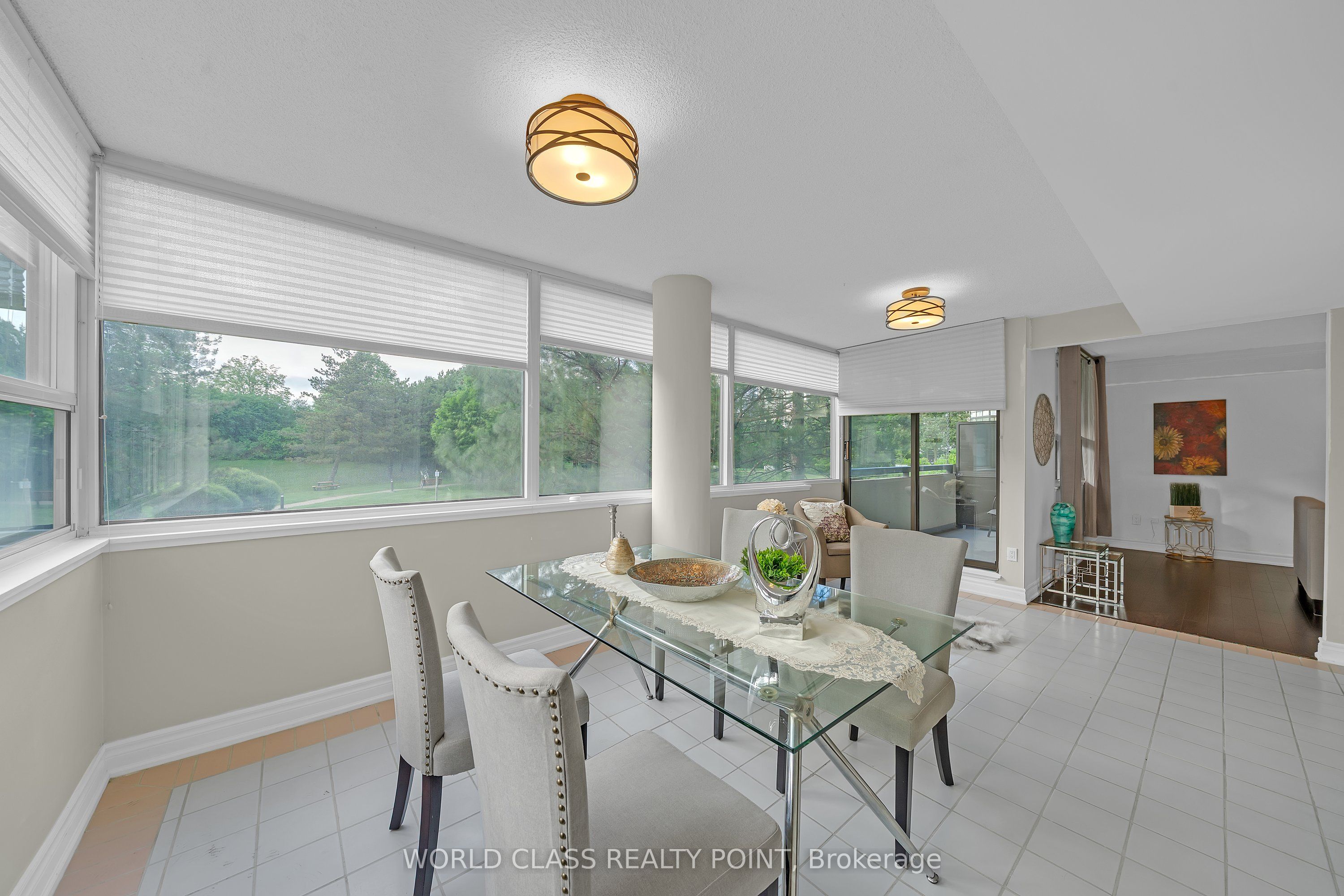 40 Harding Boulevard 201 Property Photo 17