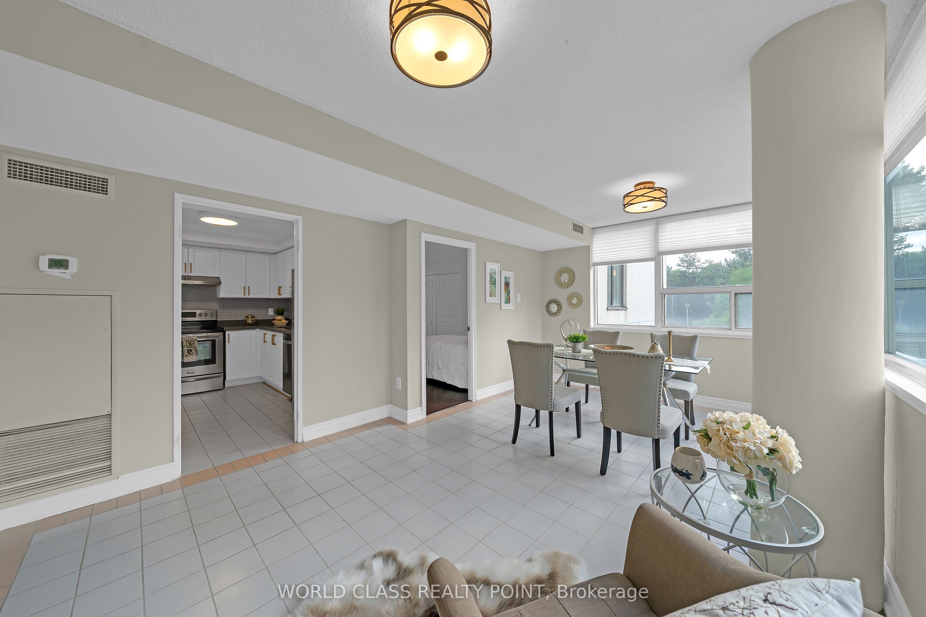 40 Harding Boulevard 201 Property Photo 19