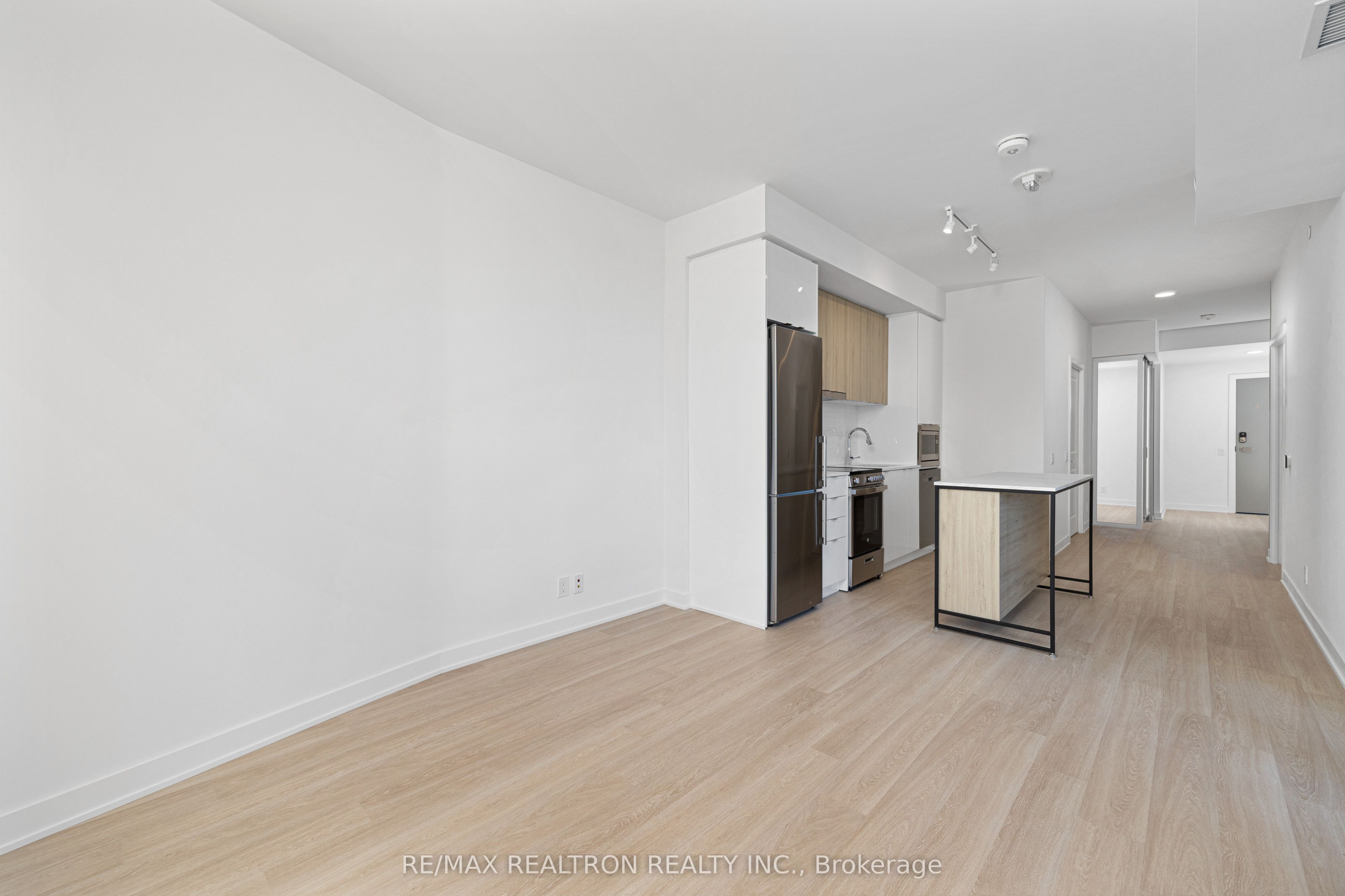30 Upper Mall Way A620 Property Photo 14