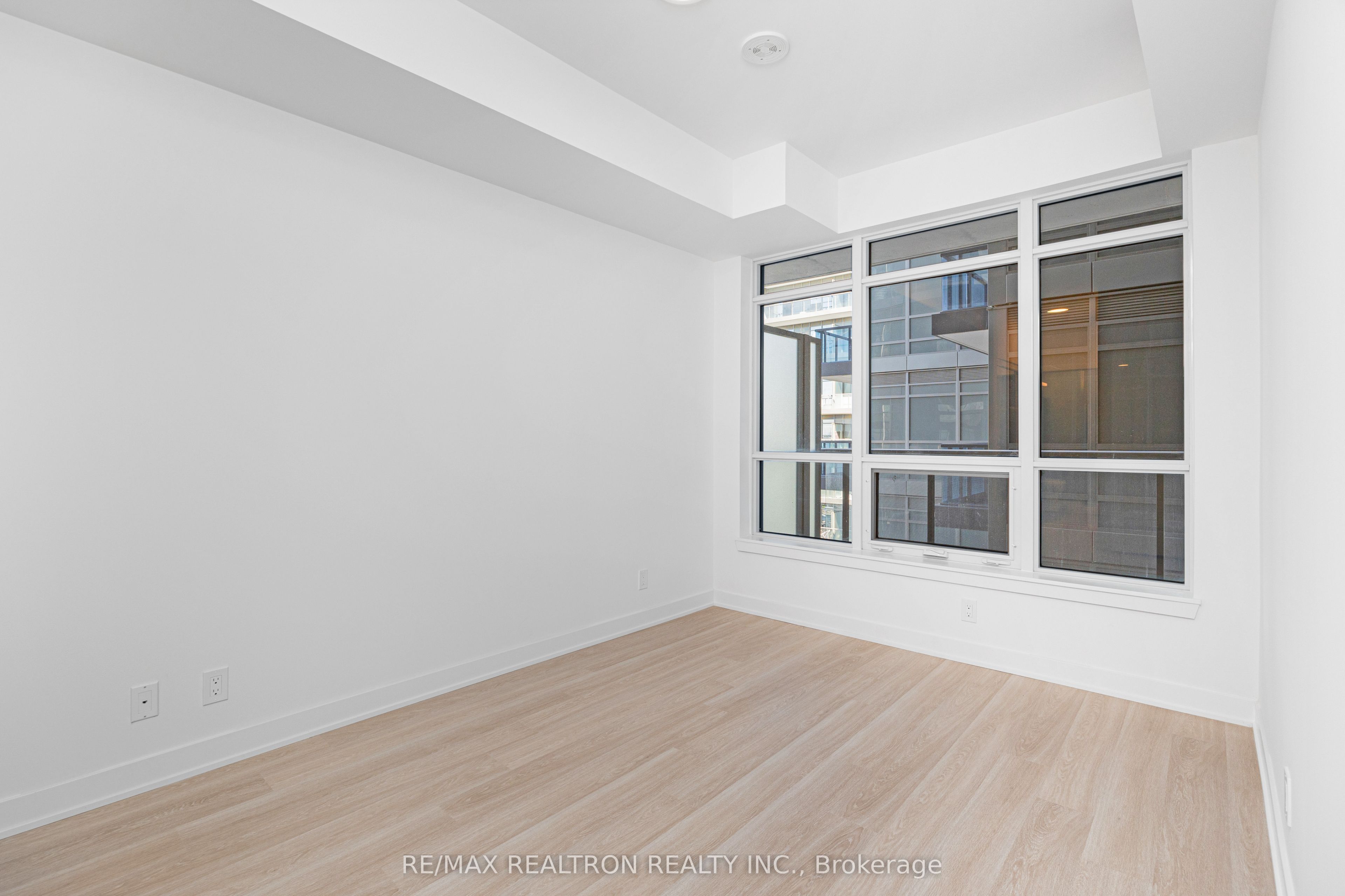30 Upper Mall Way A620 Property Photo 17