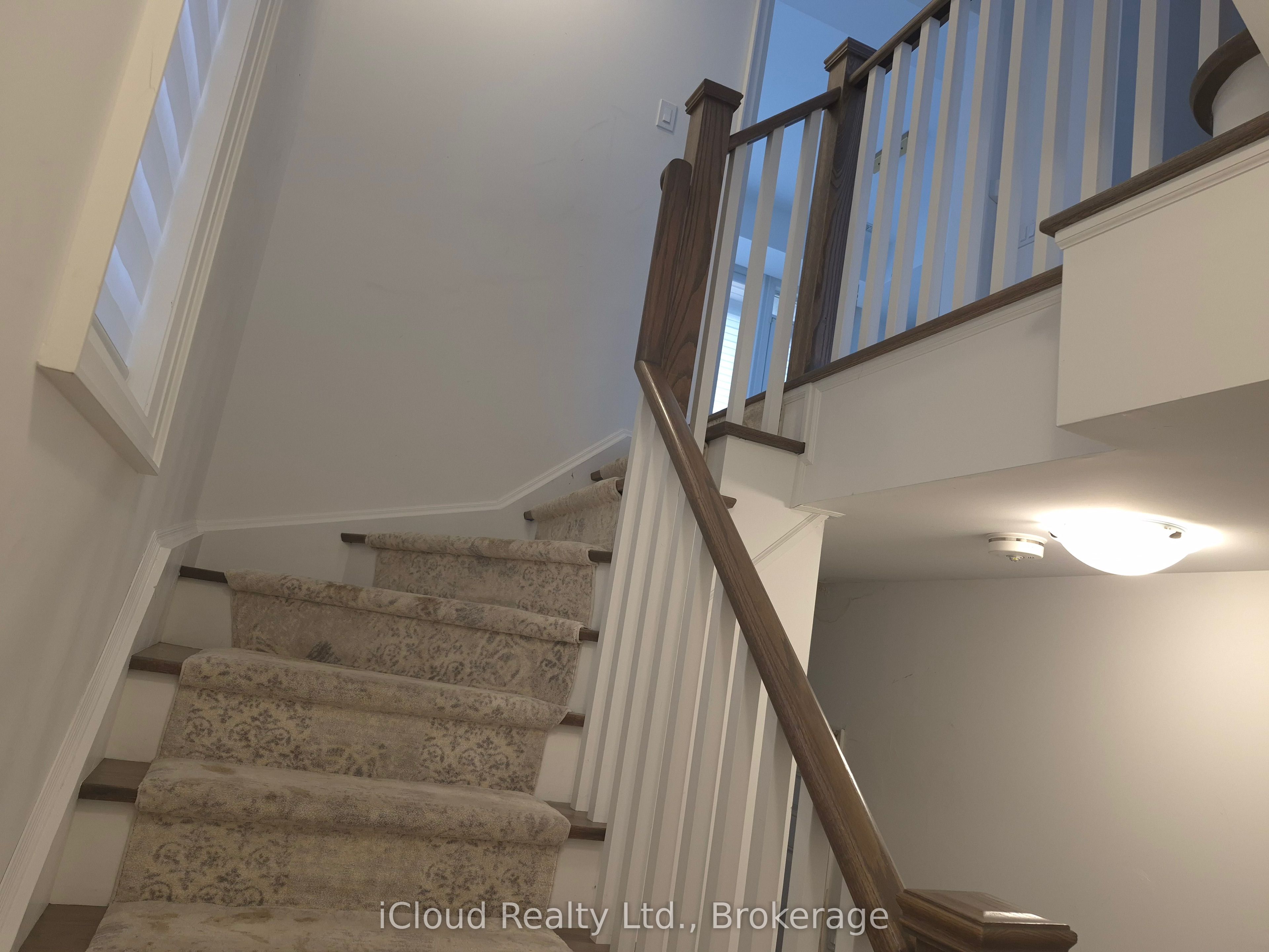 31 Globemaster Lane Property Photo 13