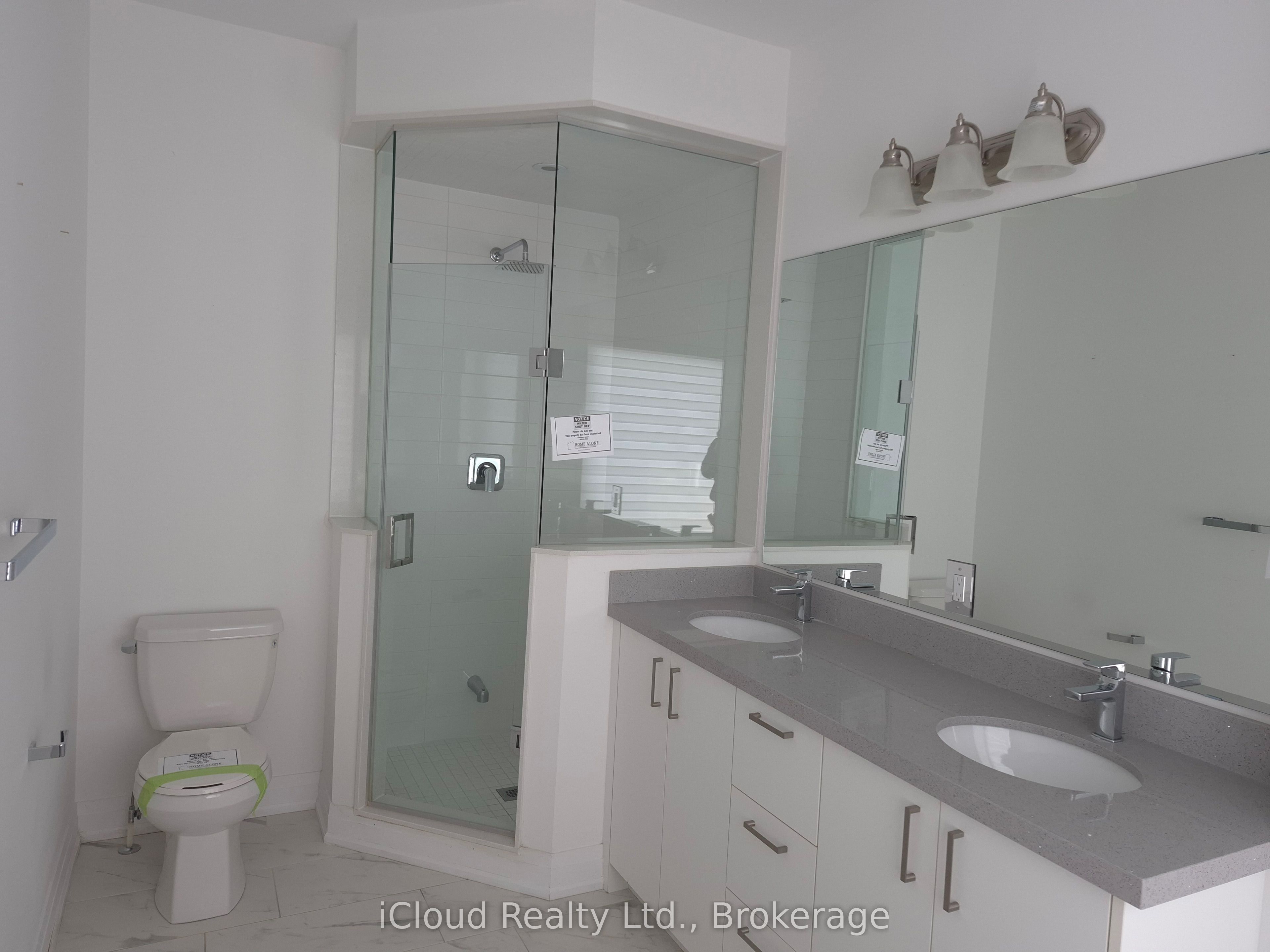 31 Globemaster Lane Property Photo 18