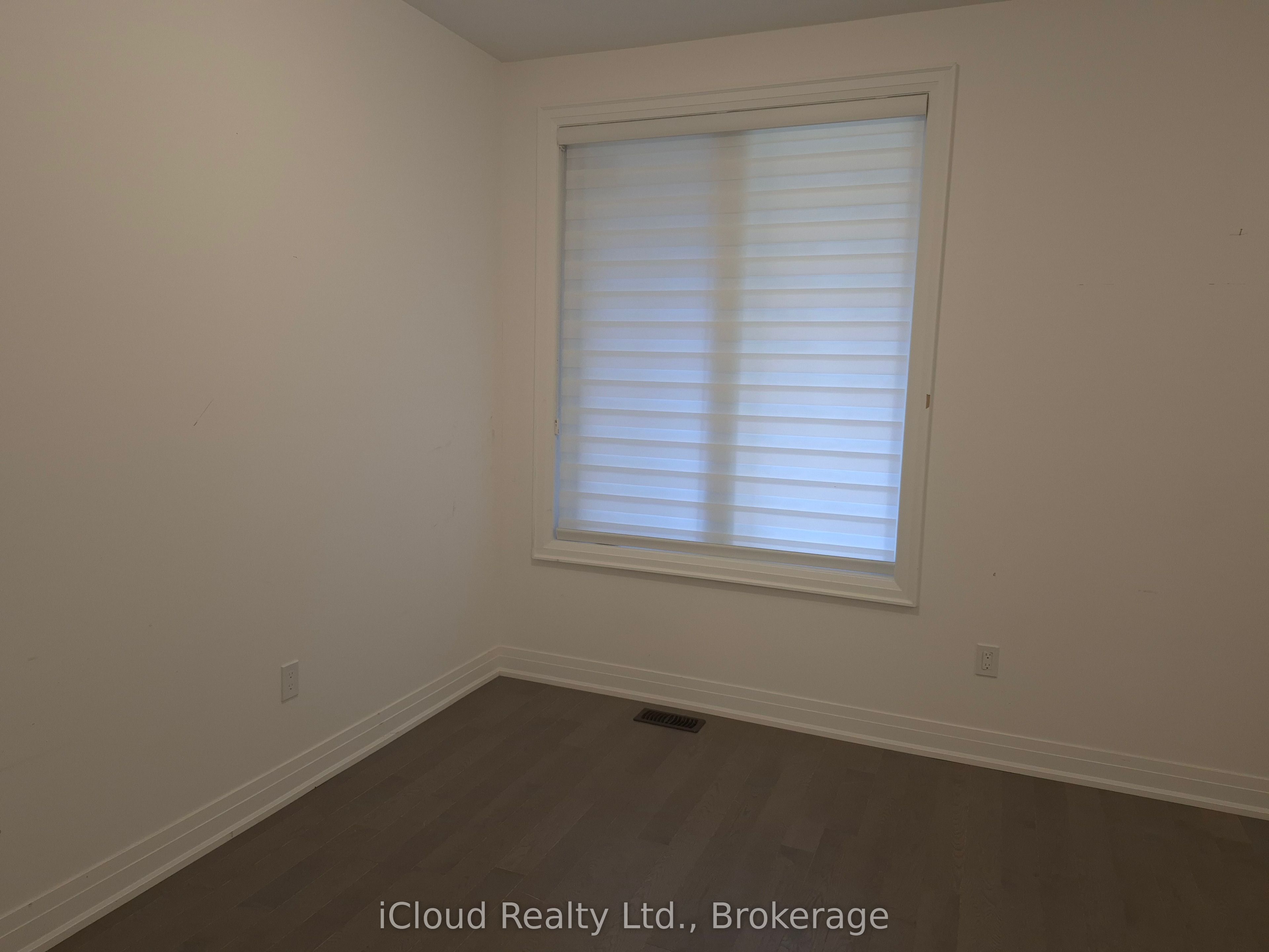 31 Globemaster Lane Property Photo 26