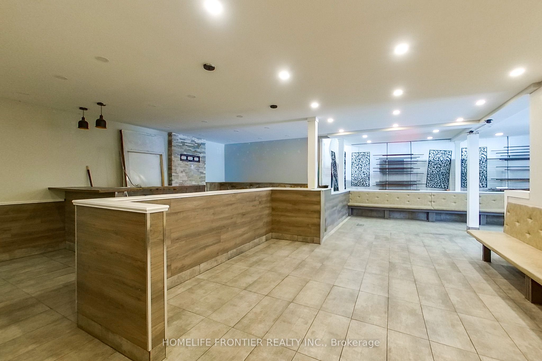 1382 Killarney Beach Road Se B Property Photo 13