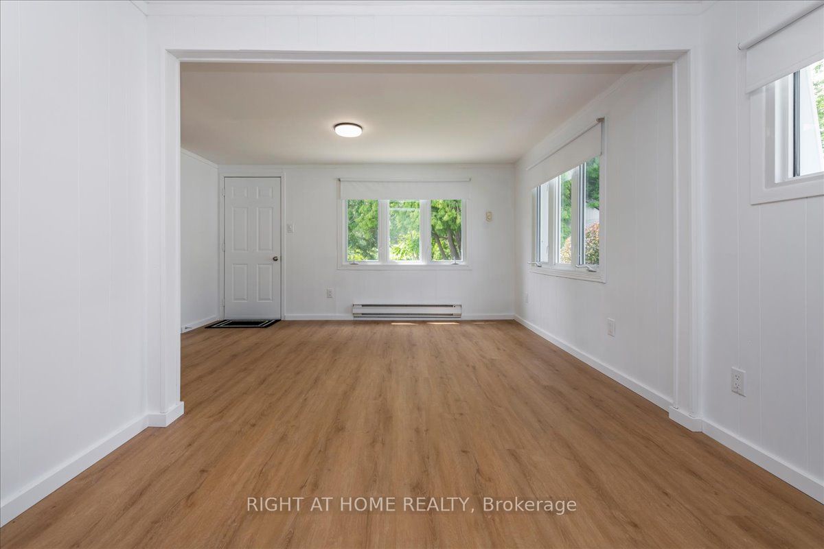 15 Flora Drive Property Photo 17