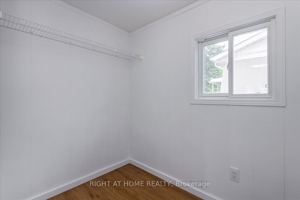 15 Flora Drive Property Photo 21