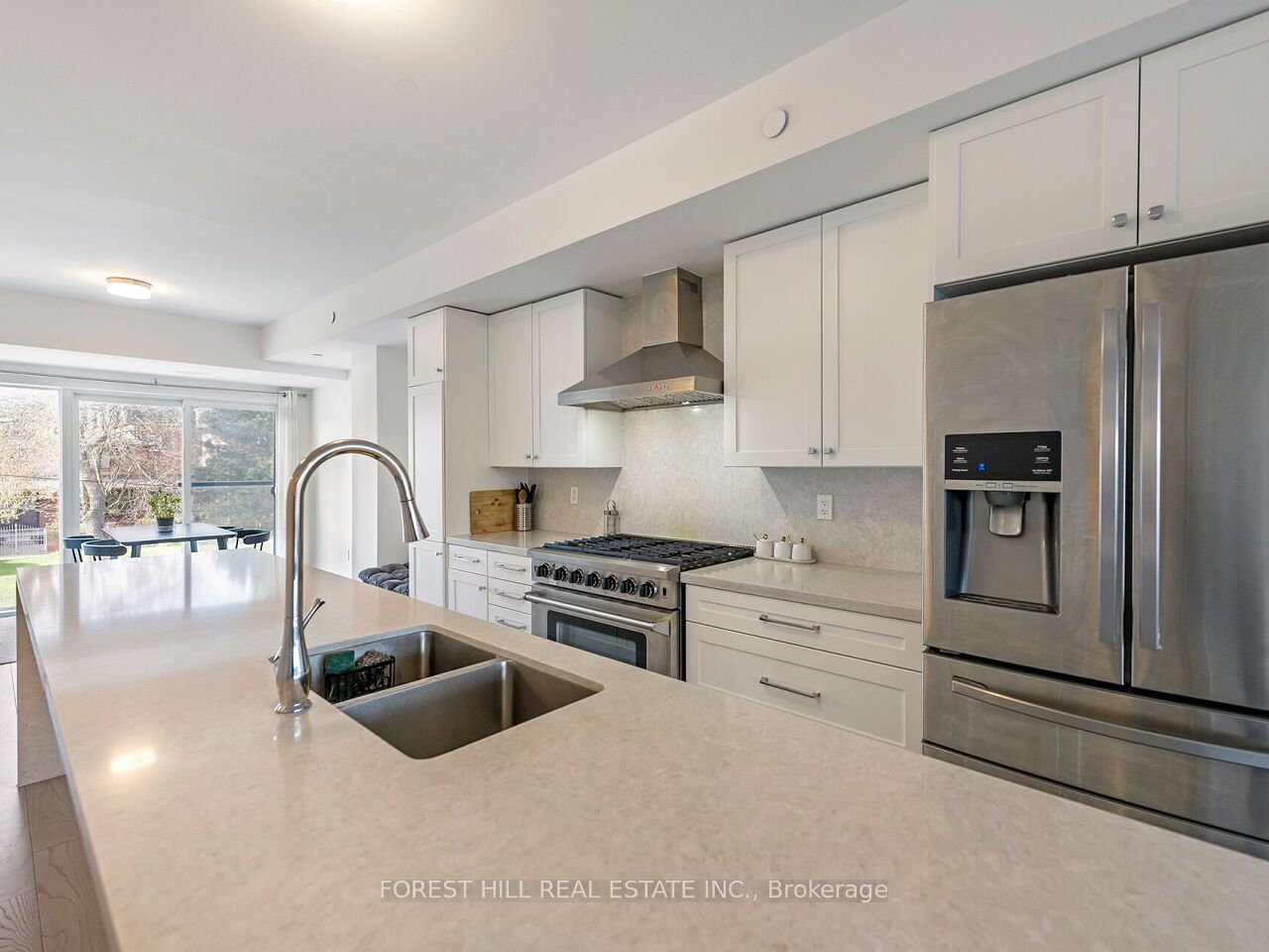 1 Hartman Avenue 5 Property Photo 7